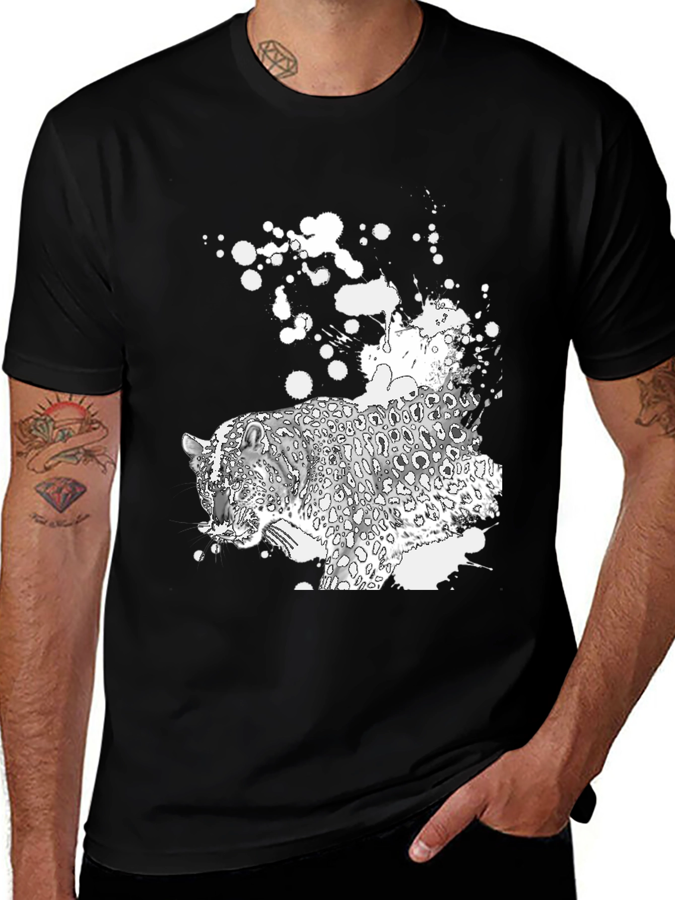 Variant 14 of Black T-Shirt with Leopard Graphic
