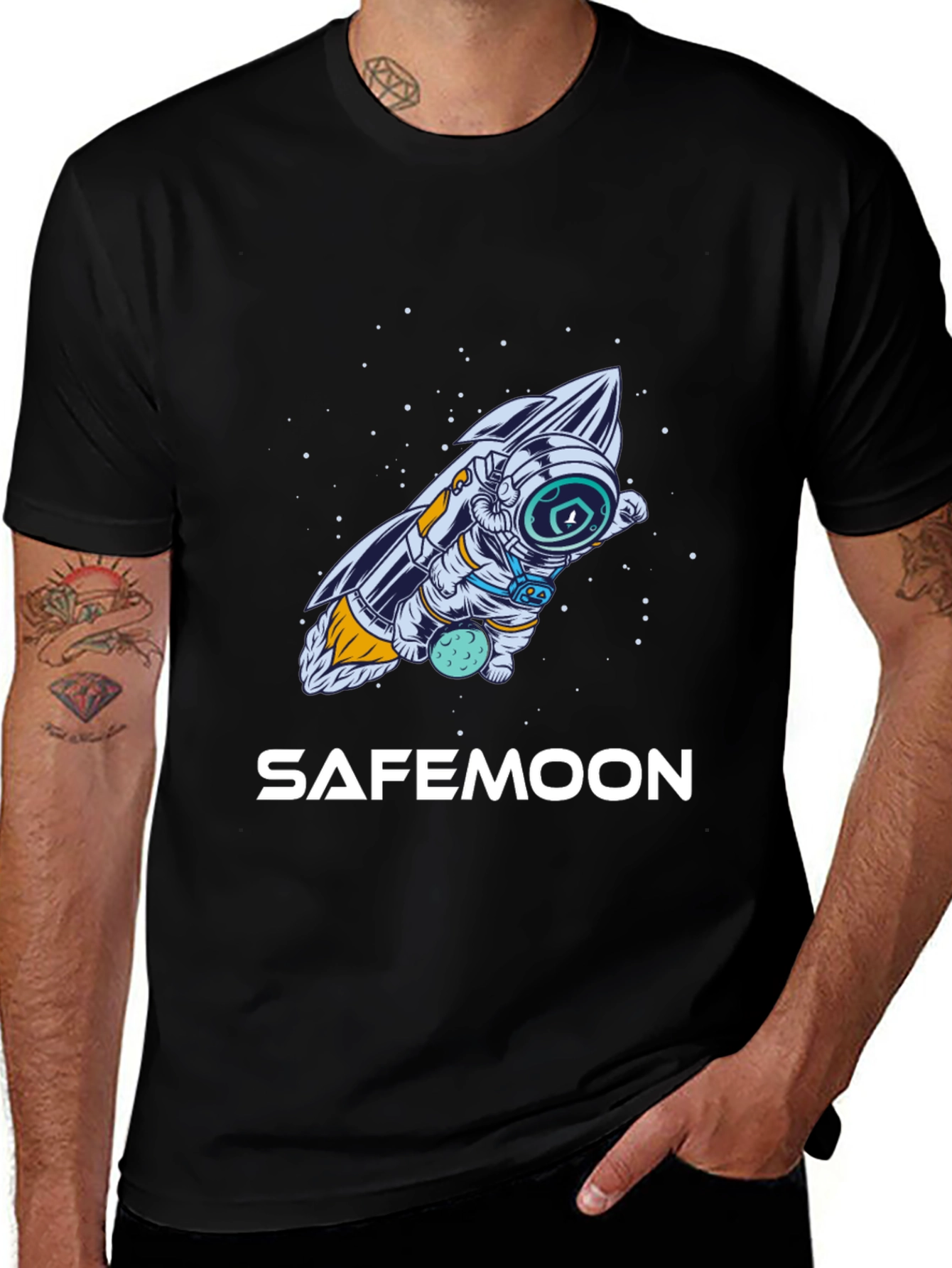 Variant 17 of Safemoon Astronaut Black T-Shirt