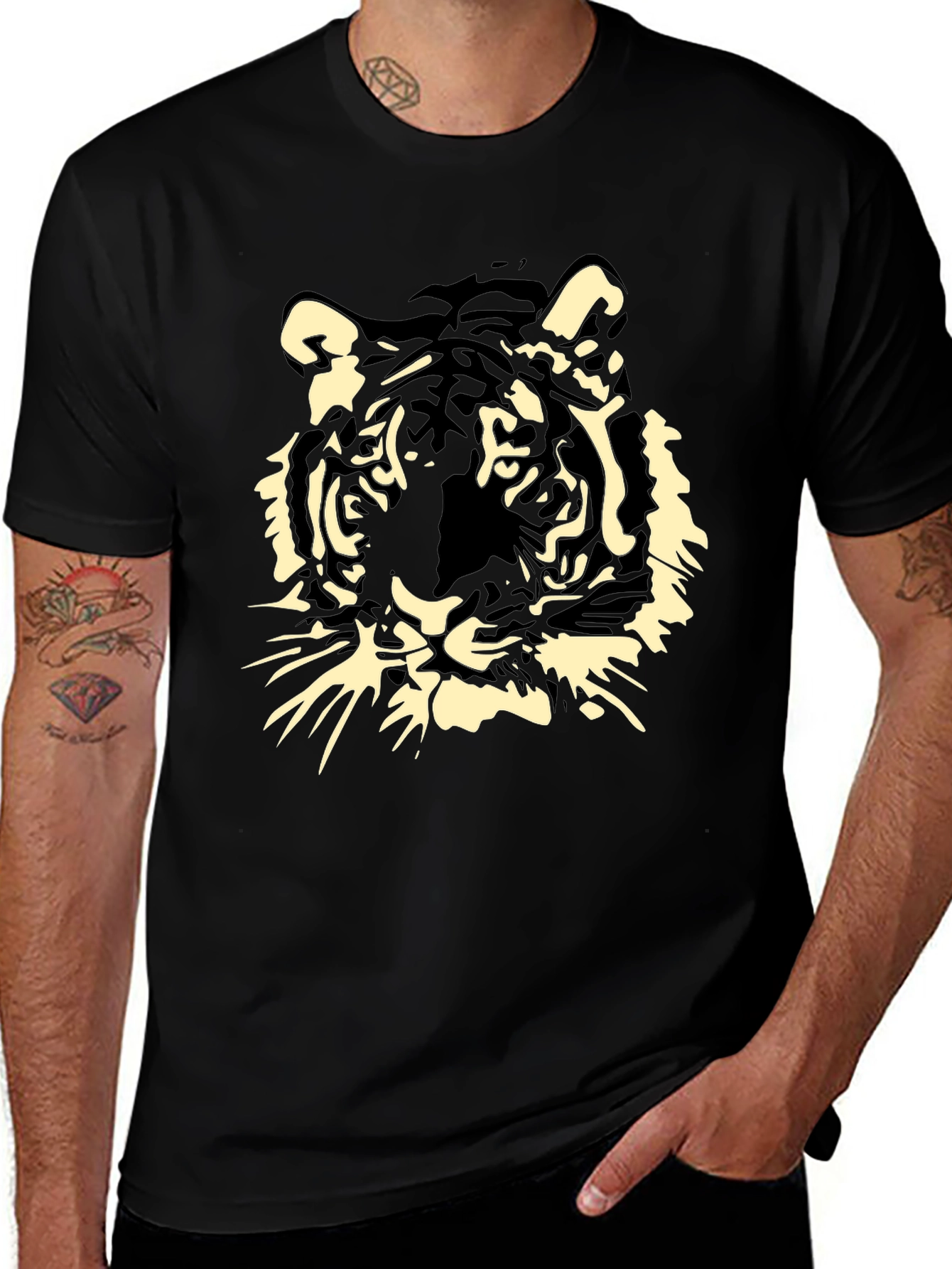 Variant 27 of Tiger Graphic Black T-Shirt