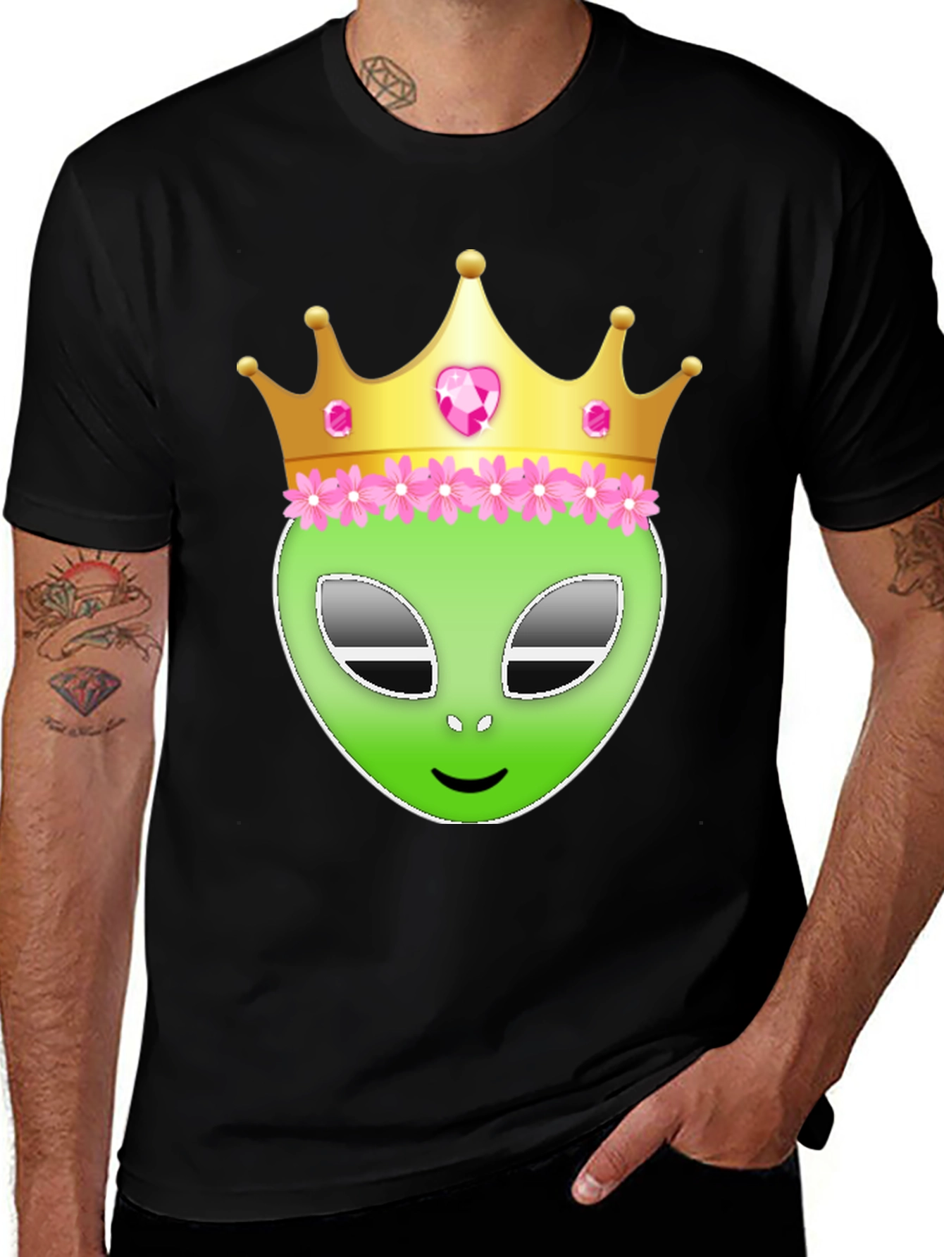 Variant 10 of Alien Queen Graphic T-Shirt - Black Cotton Tee