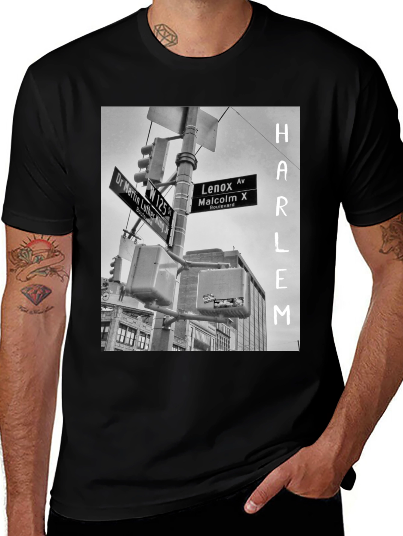 Variant 12 of Harlem Street Sign Black Graphic Tee