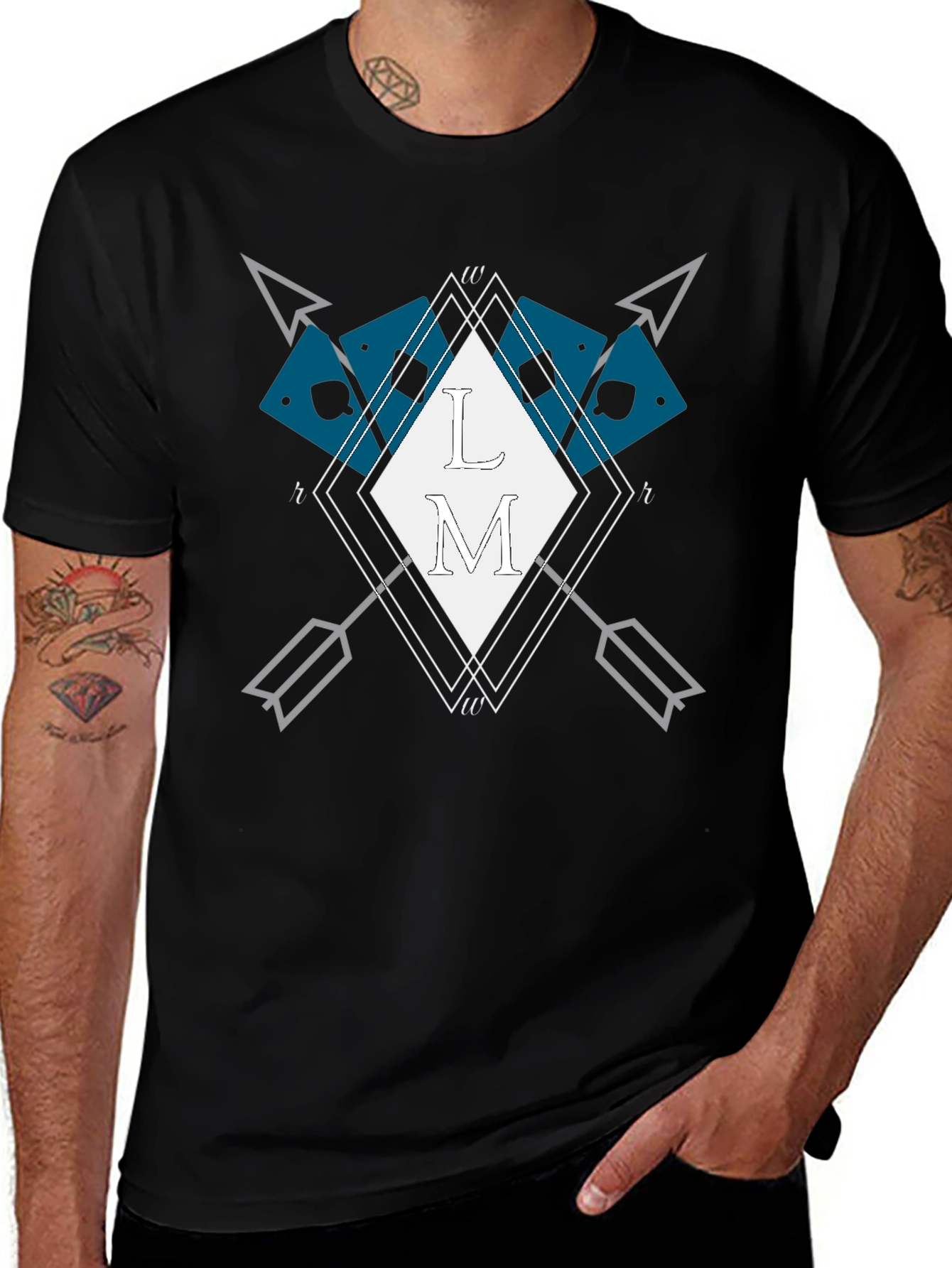 Variant 26 of Diamond Arrow Graphic Print Tee