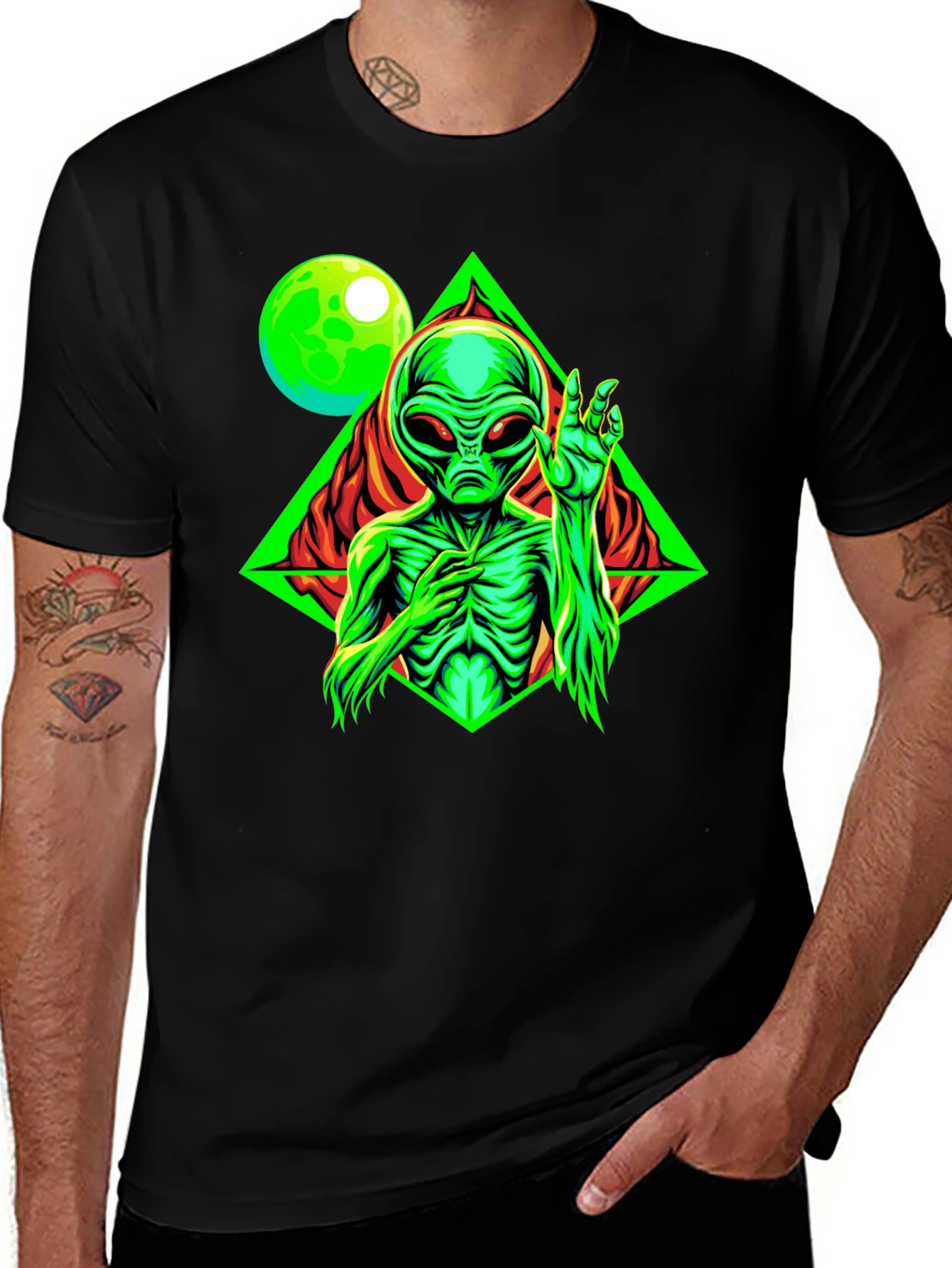 Variant 8 of Alien Graphic T-Shirt - Black Short Sleeve Crew Neck