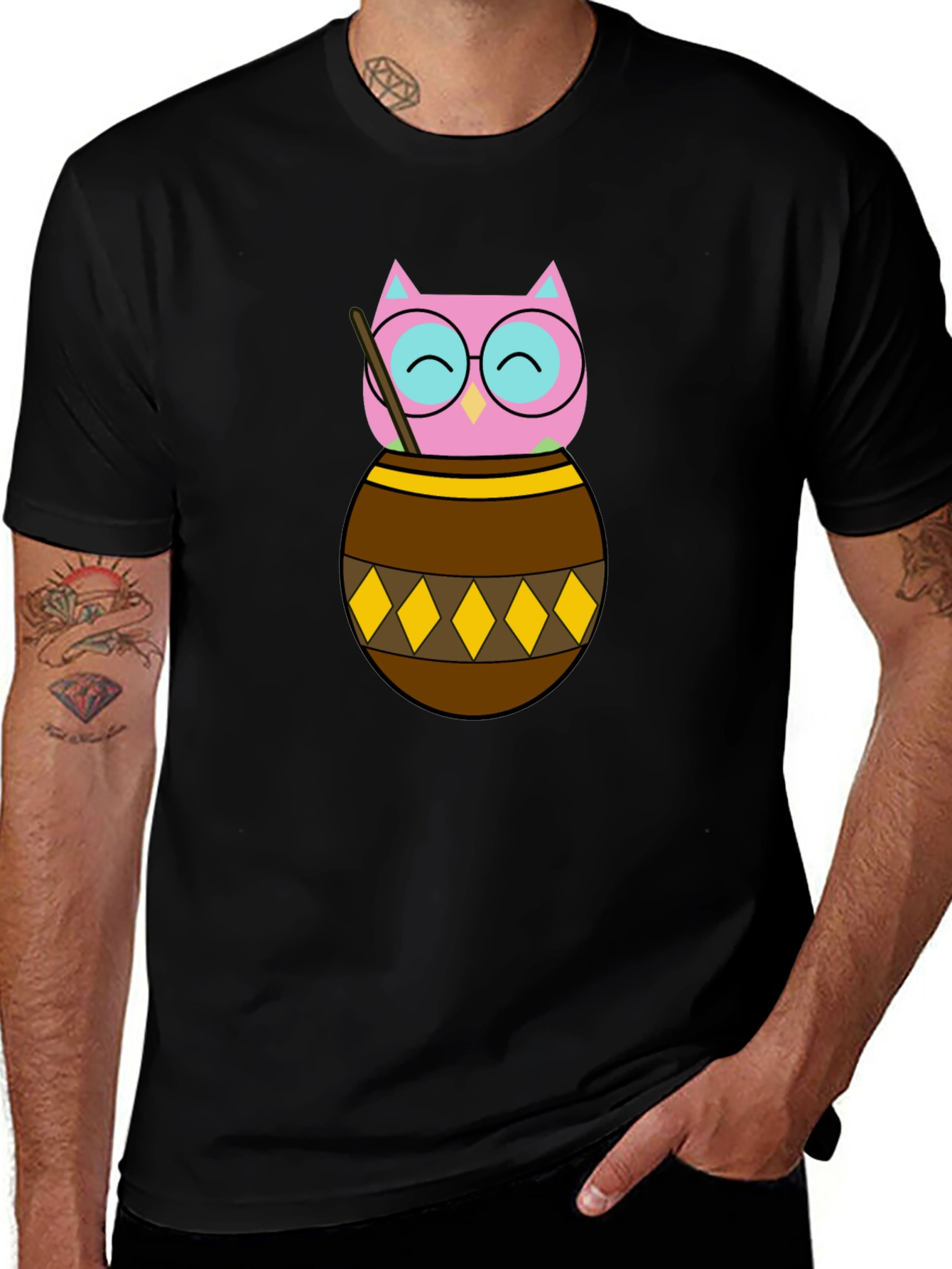 Variant 15 of Funny Owl in Pot Black T-Shirt