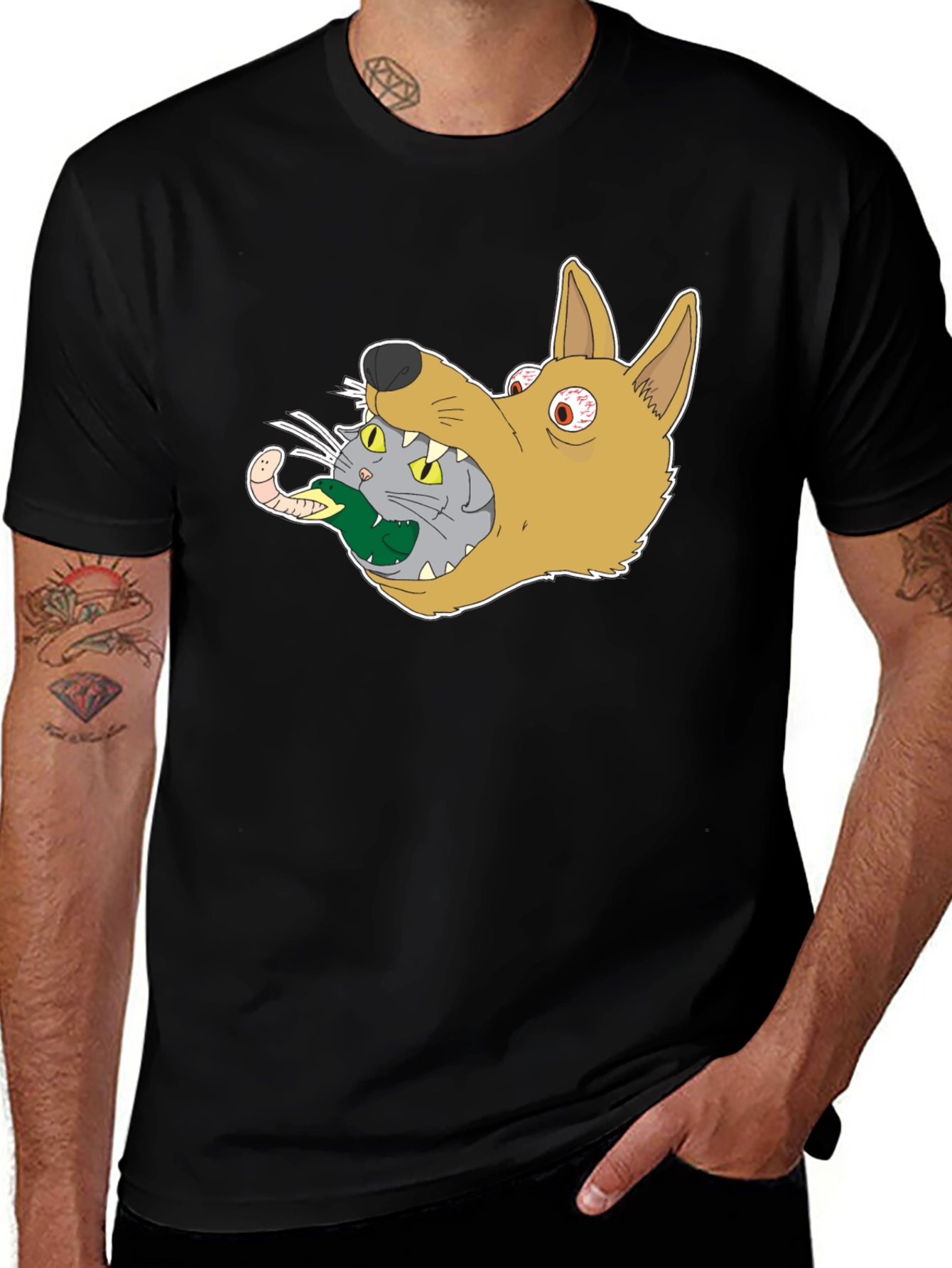 Variant 12 of Cartoon Dog Eating Cat Funny Black T-Shirt
