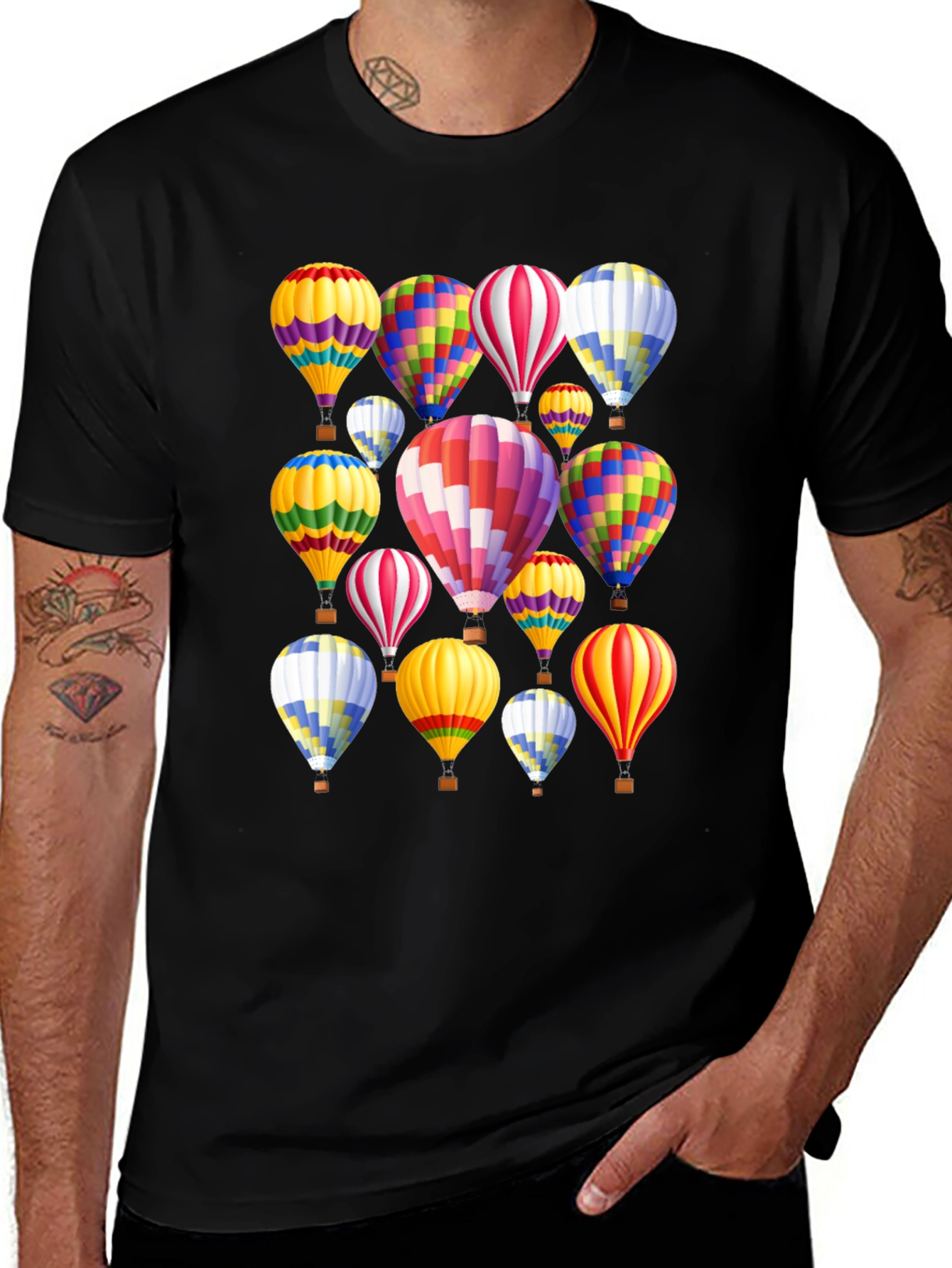 Variant 28 of Hot Air Balloon Pattern Black T-Shirt