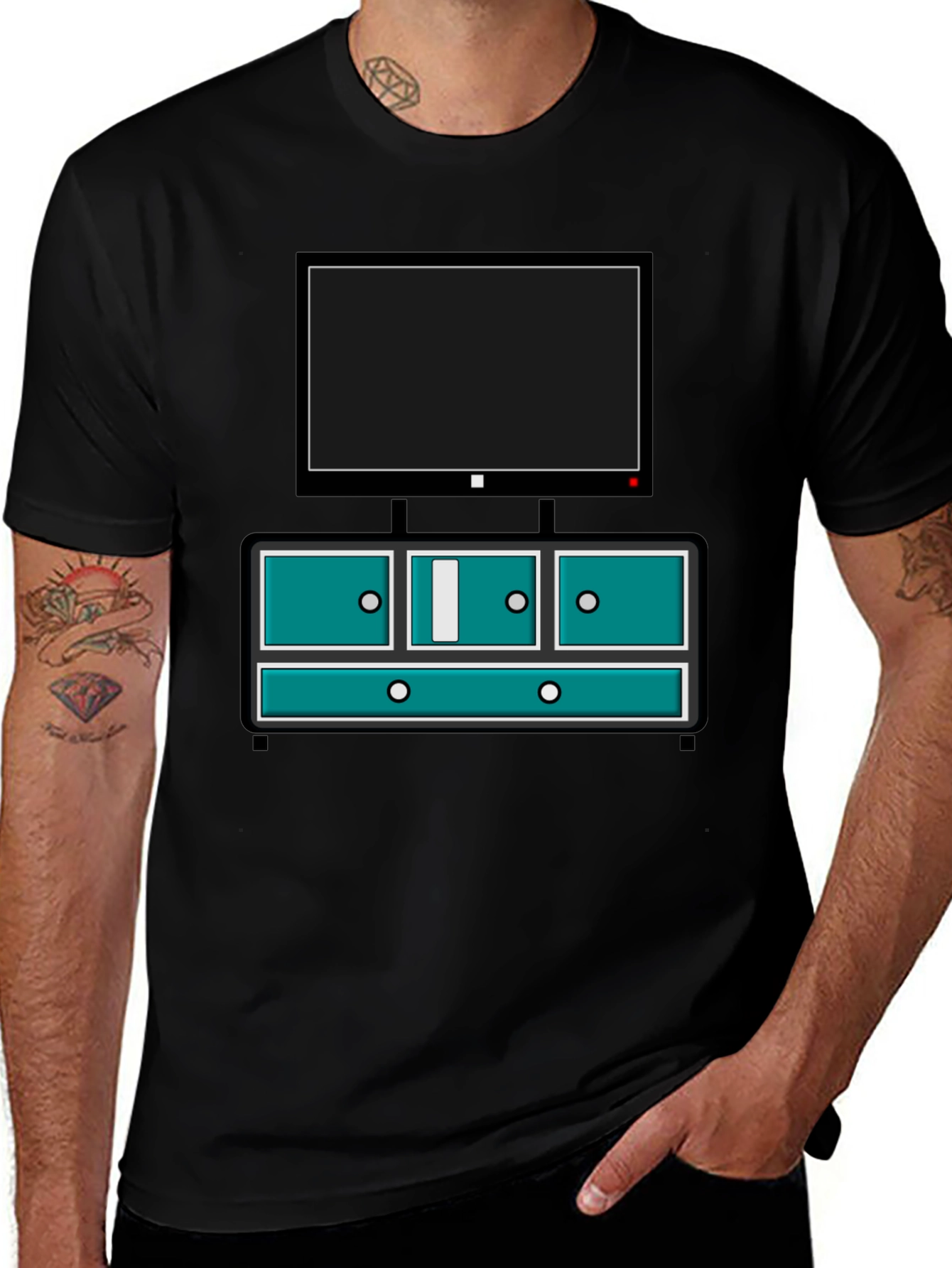 Variant 13 of Retro TV Console Graphic Tee - Black Casual Style