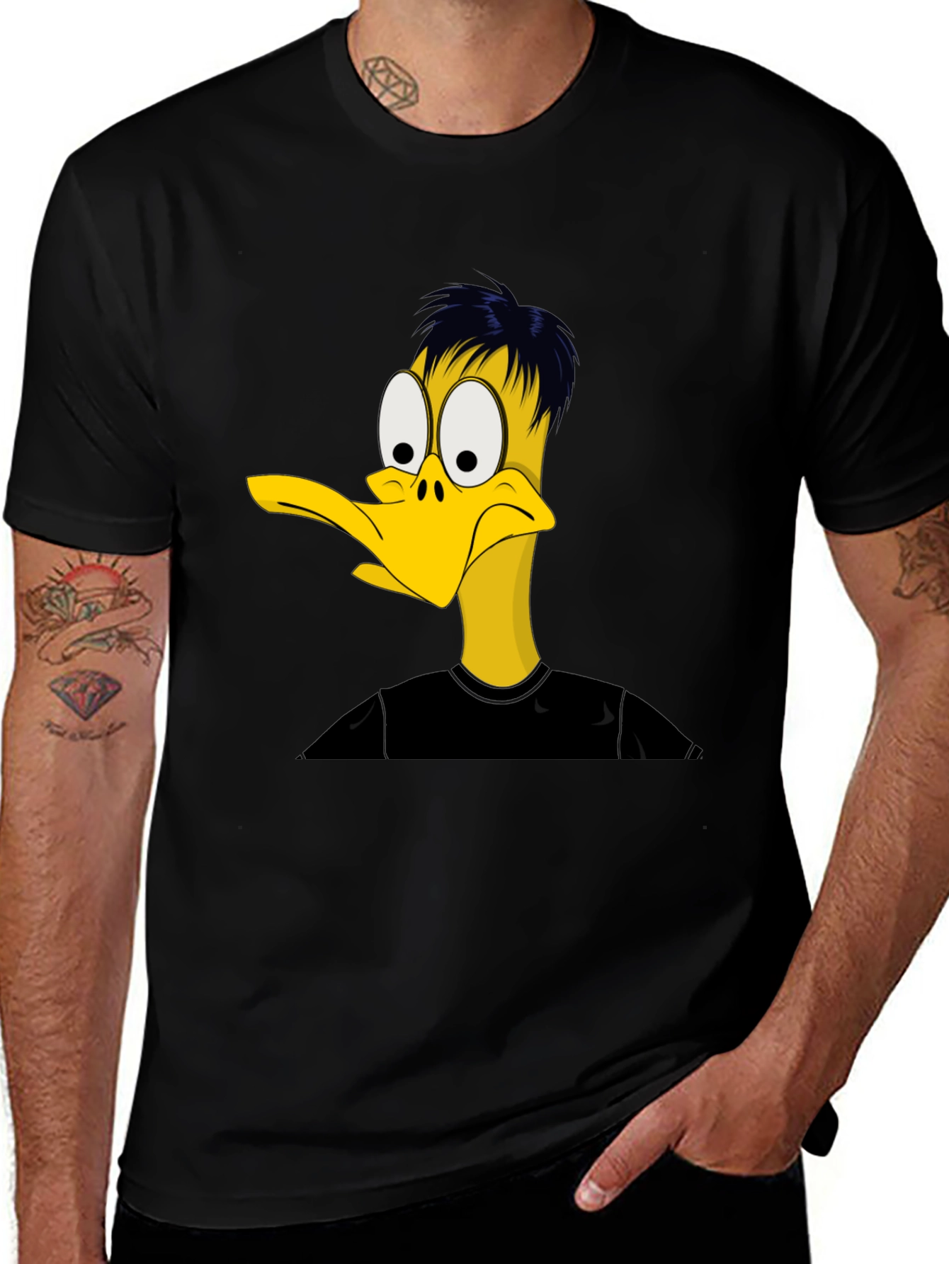 Daffy Duck Cartoon Graphic Black T-Shirt