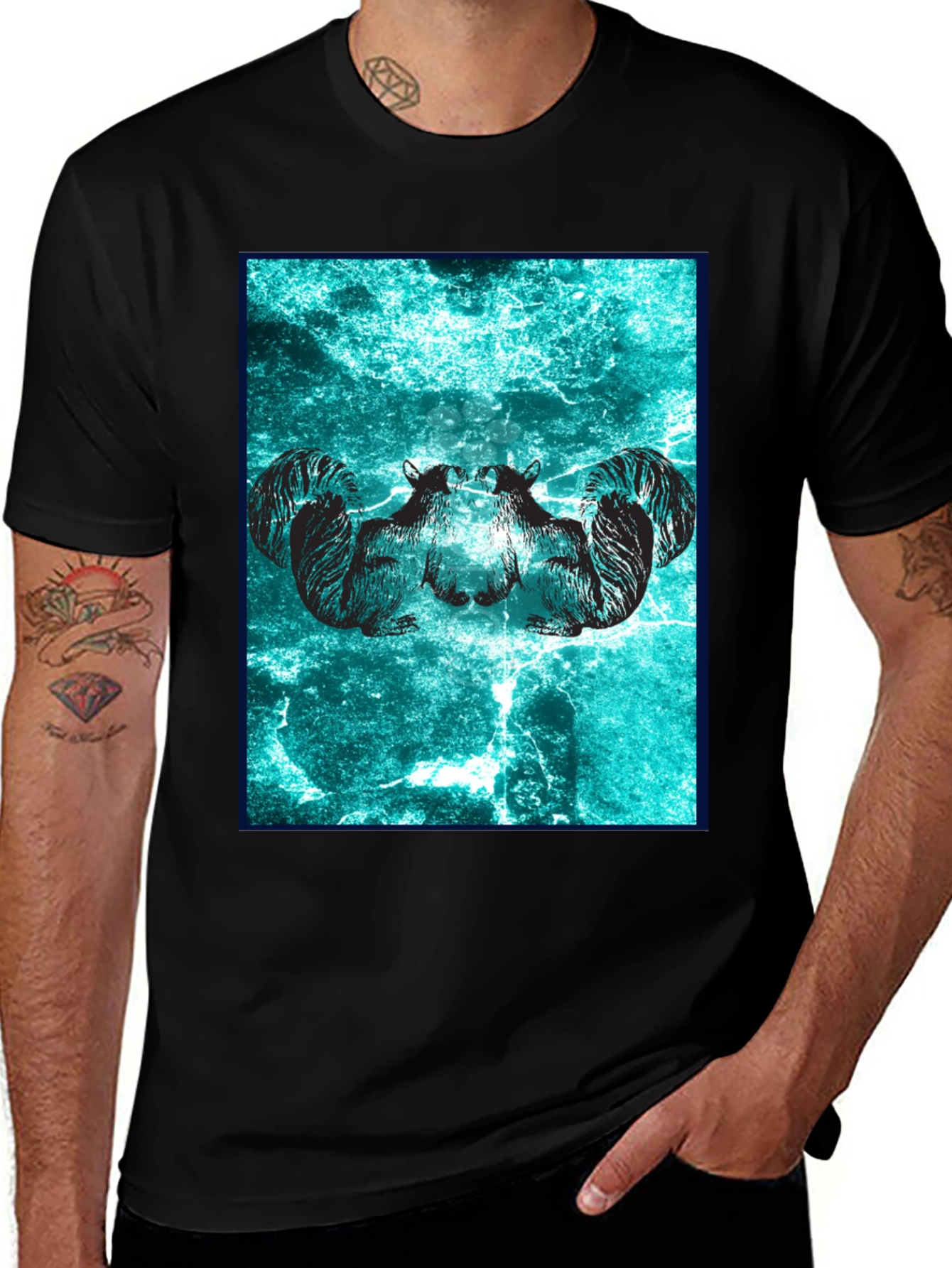 Variant 19 of Squirrel Graphic Print T-Shirt - Black