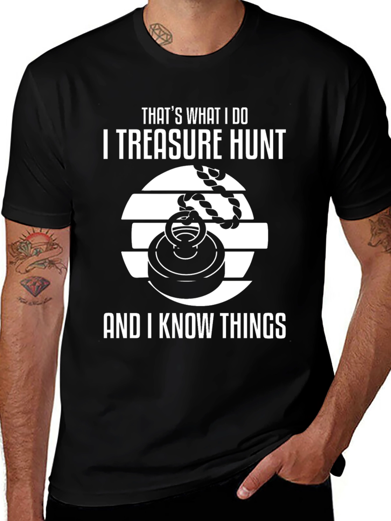 Variant 13 of Treasure Hunt T-Shirt - I Know Things