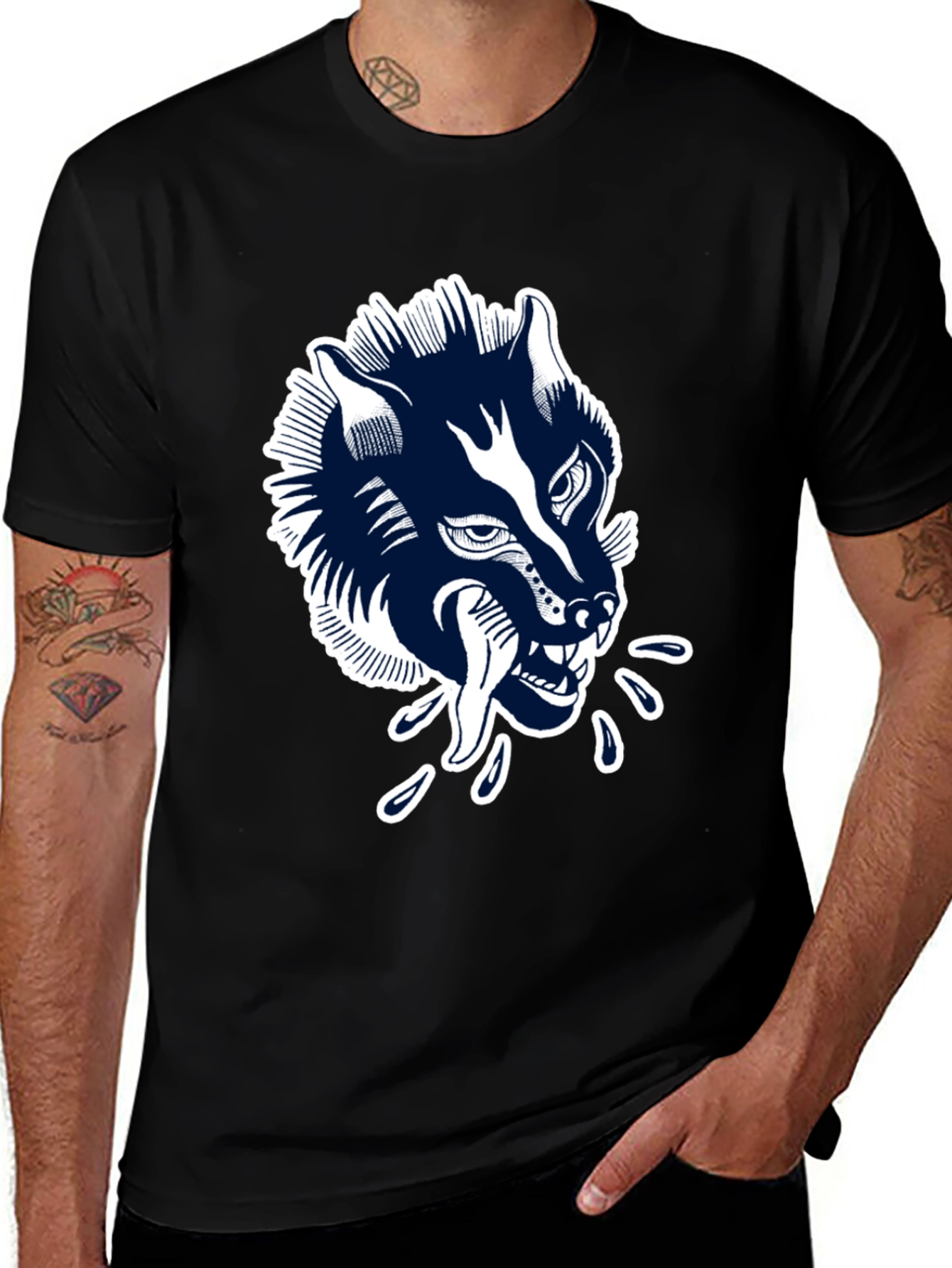 Variant 20 of Wolf Head Graphic Black T-Shirt