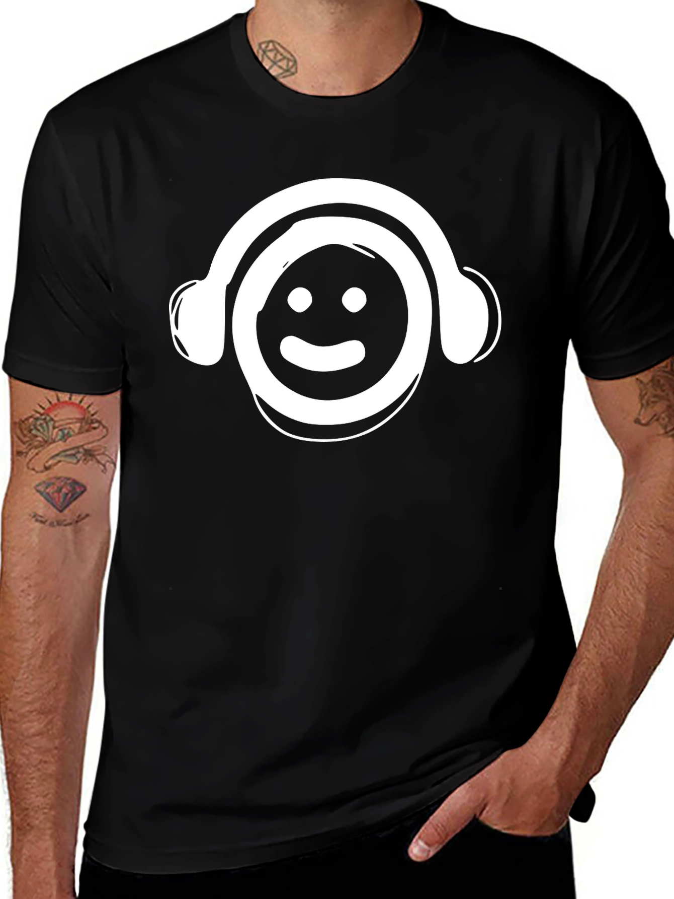 Variant 15 of Smiley Face Headphones Graphic Tee