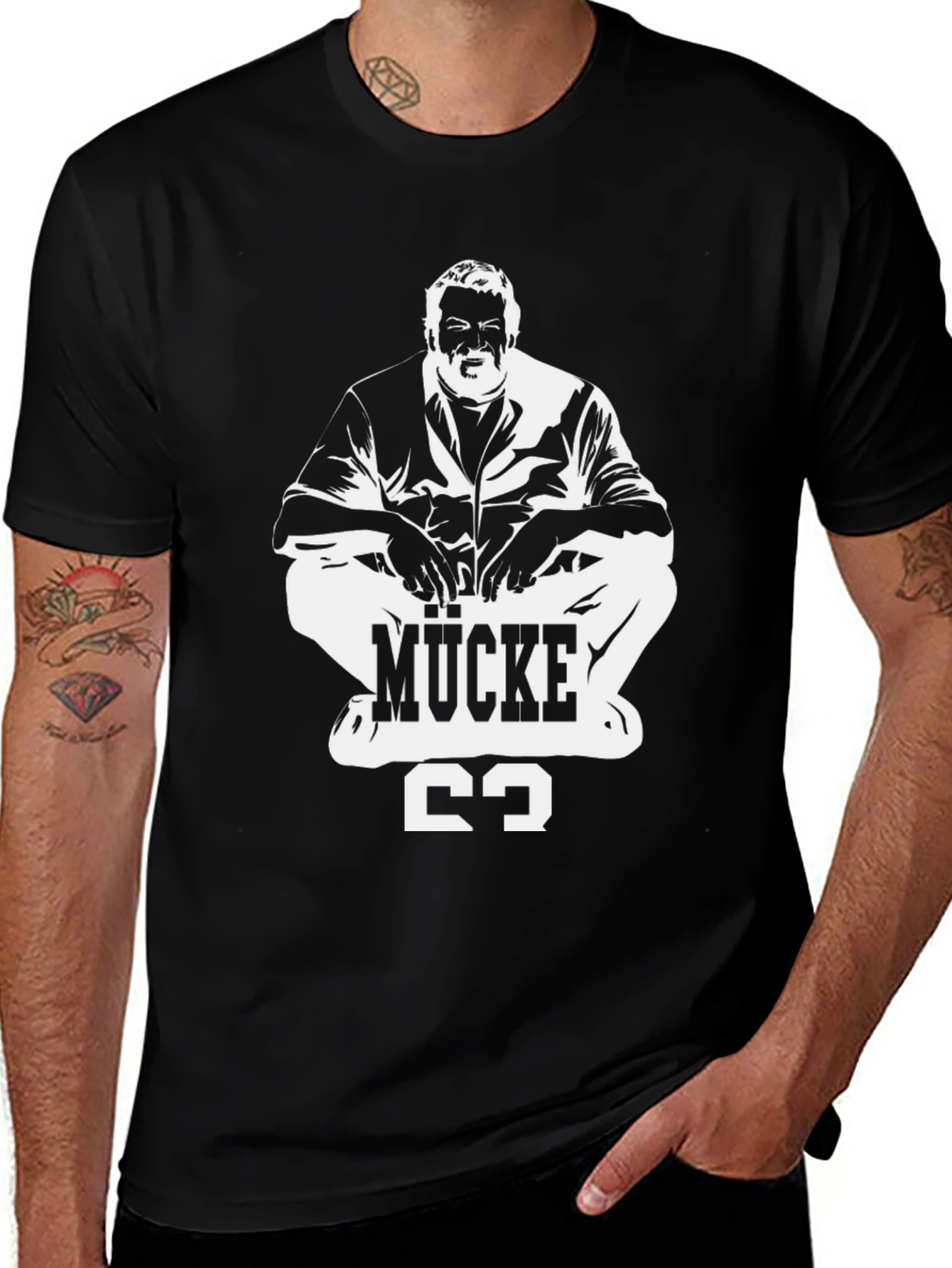 Variant 27 of Mücke T-Shirt - Squatting Man Graphic Tee