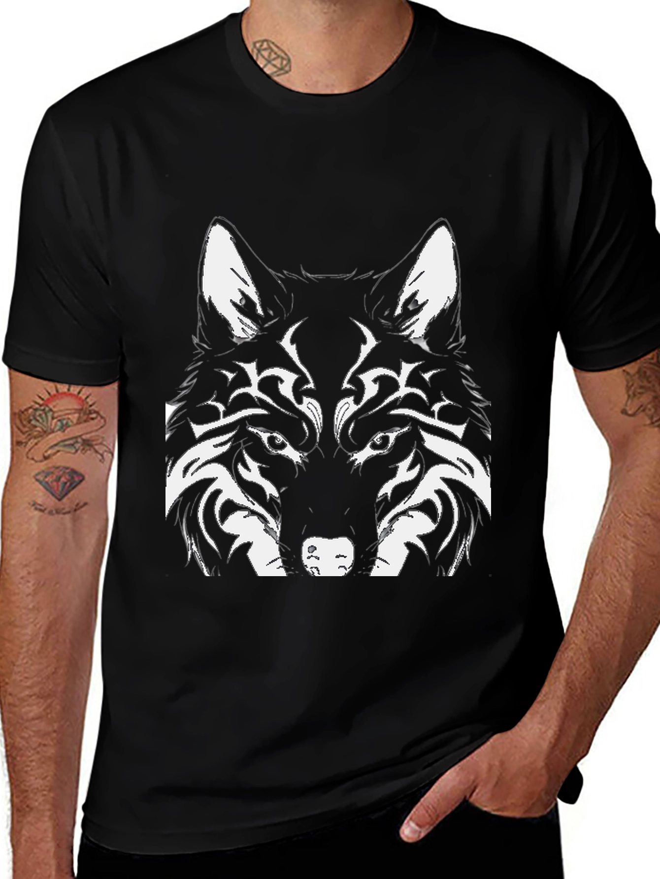 Variant 14 of Wolf Graphic Print Black T-Shirt