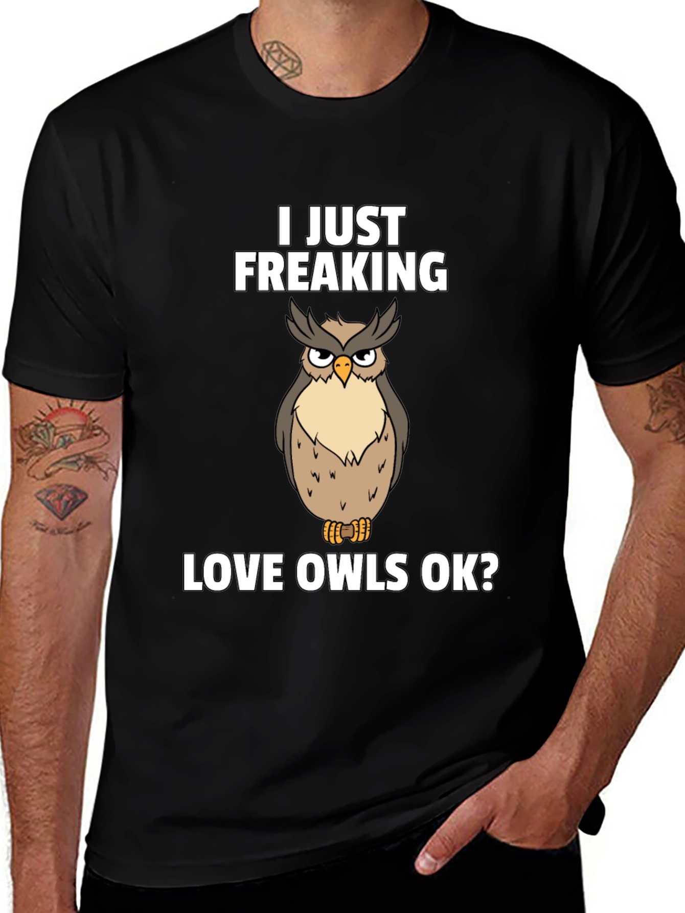 Variant 28 of I Just Freaking Love Owls Graphic T-Shirt