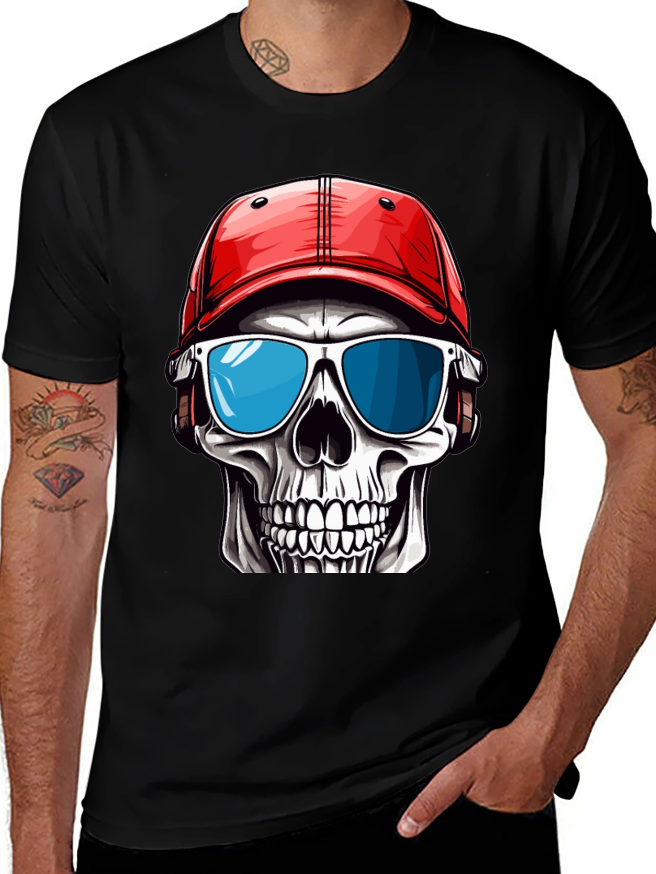 Variant 26 of Skull in Cap Graphic T-Shirt