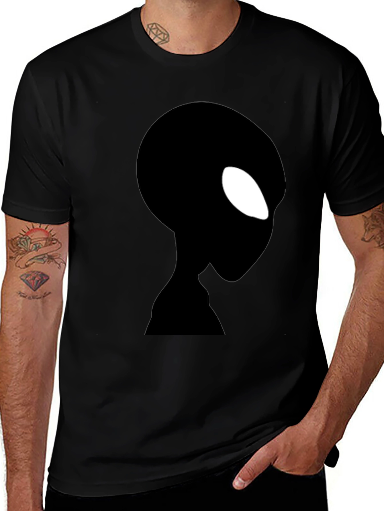 Variant 29 of Alien Silhouette Graphic Black T-Shirt