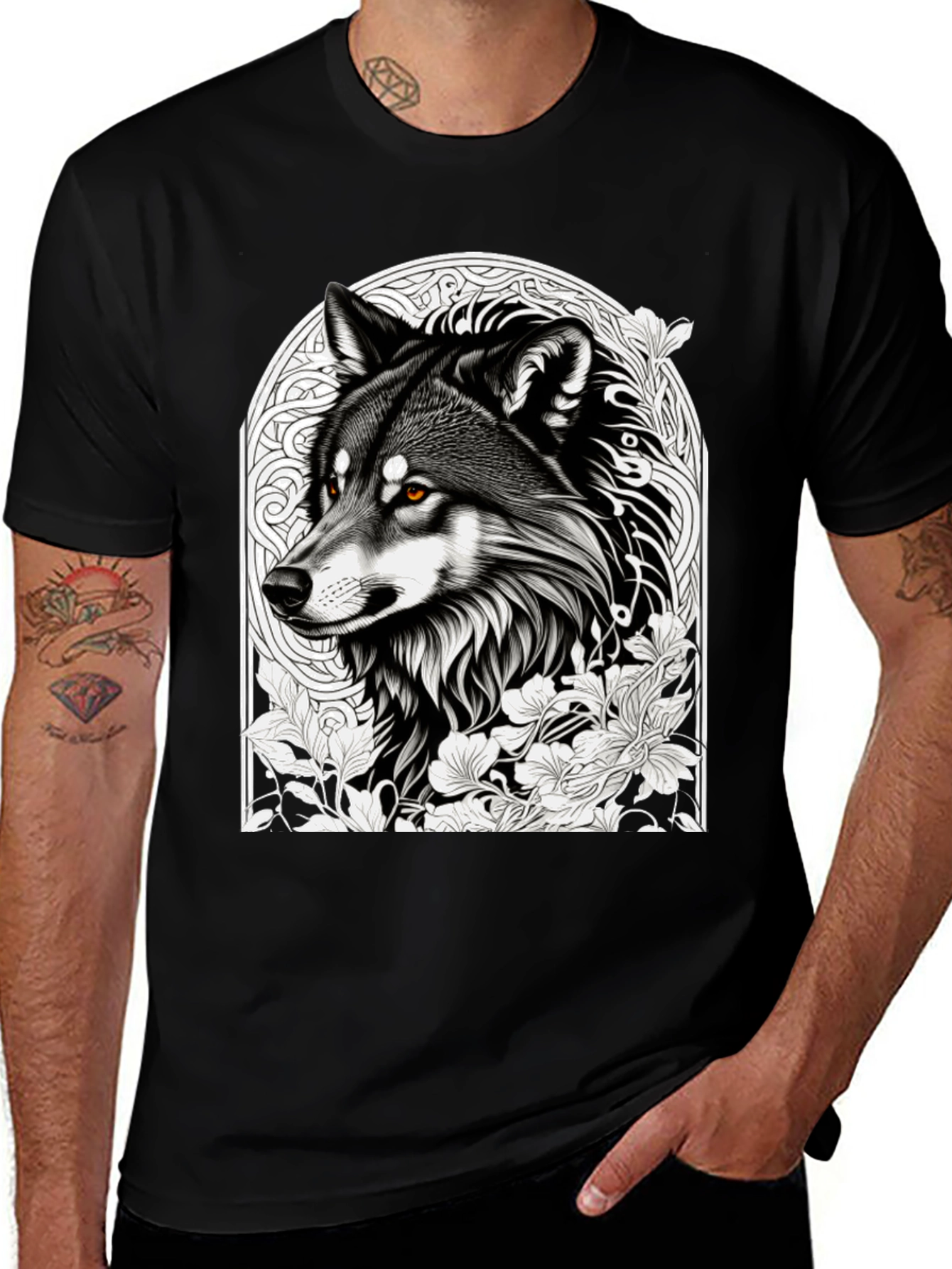 Variant 23 of Wolf Graphic T-Shirt - Black