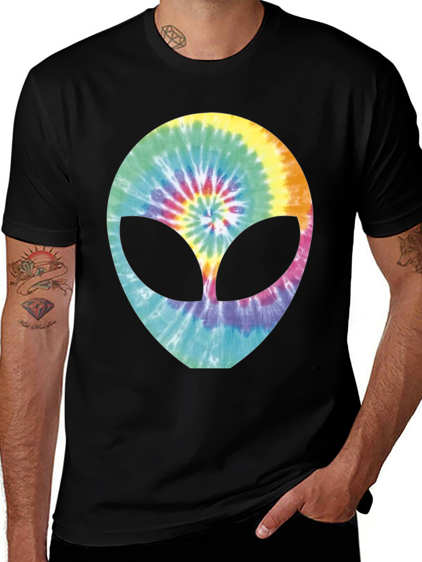 Variant 22 of Tie-Dye Alien Head Graphic T-Shirt