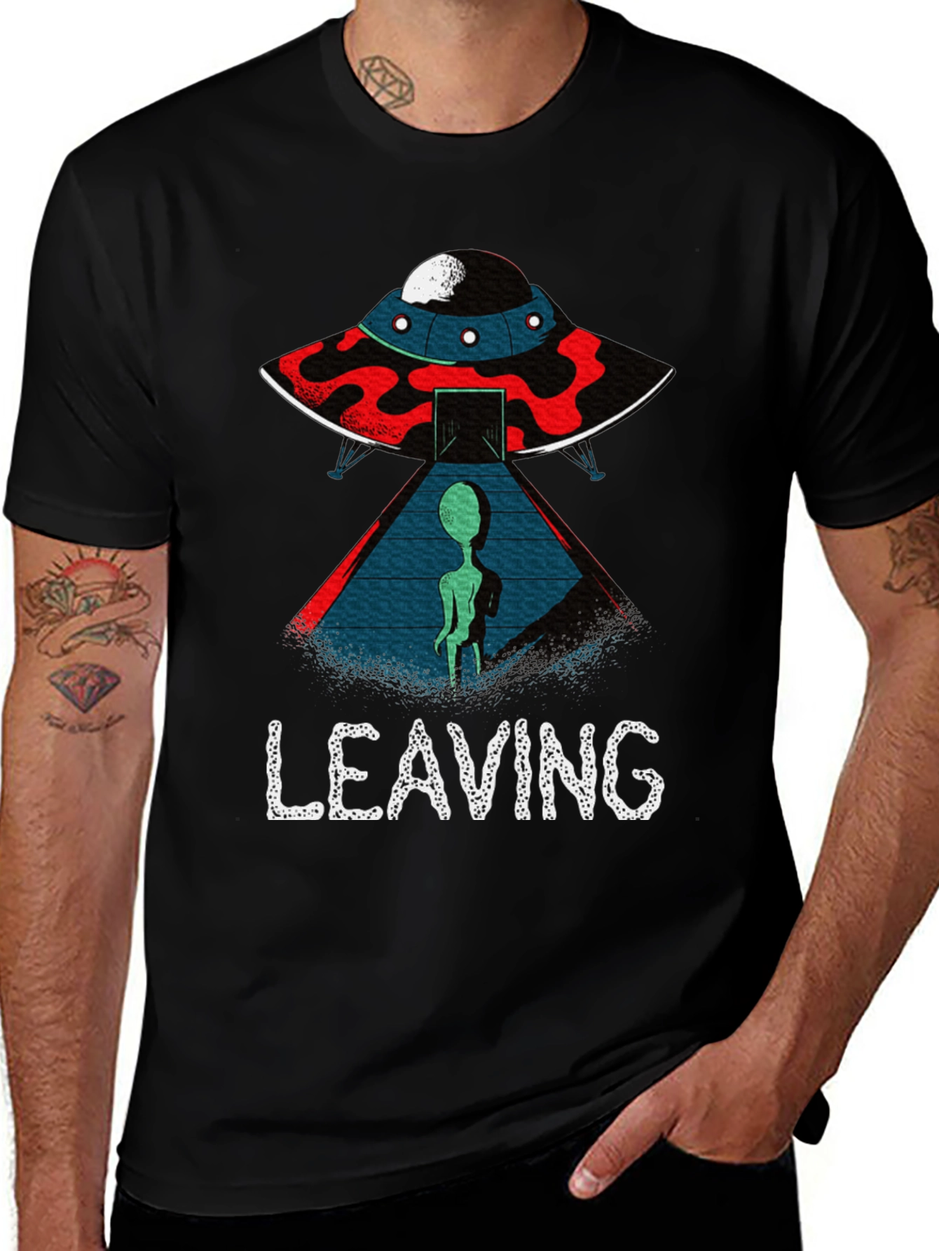 Variant 6 of Alien UFO Leaving Graphic T-Shirt