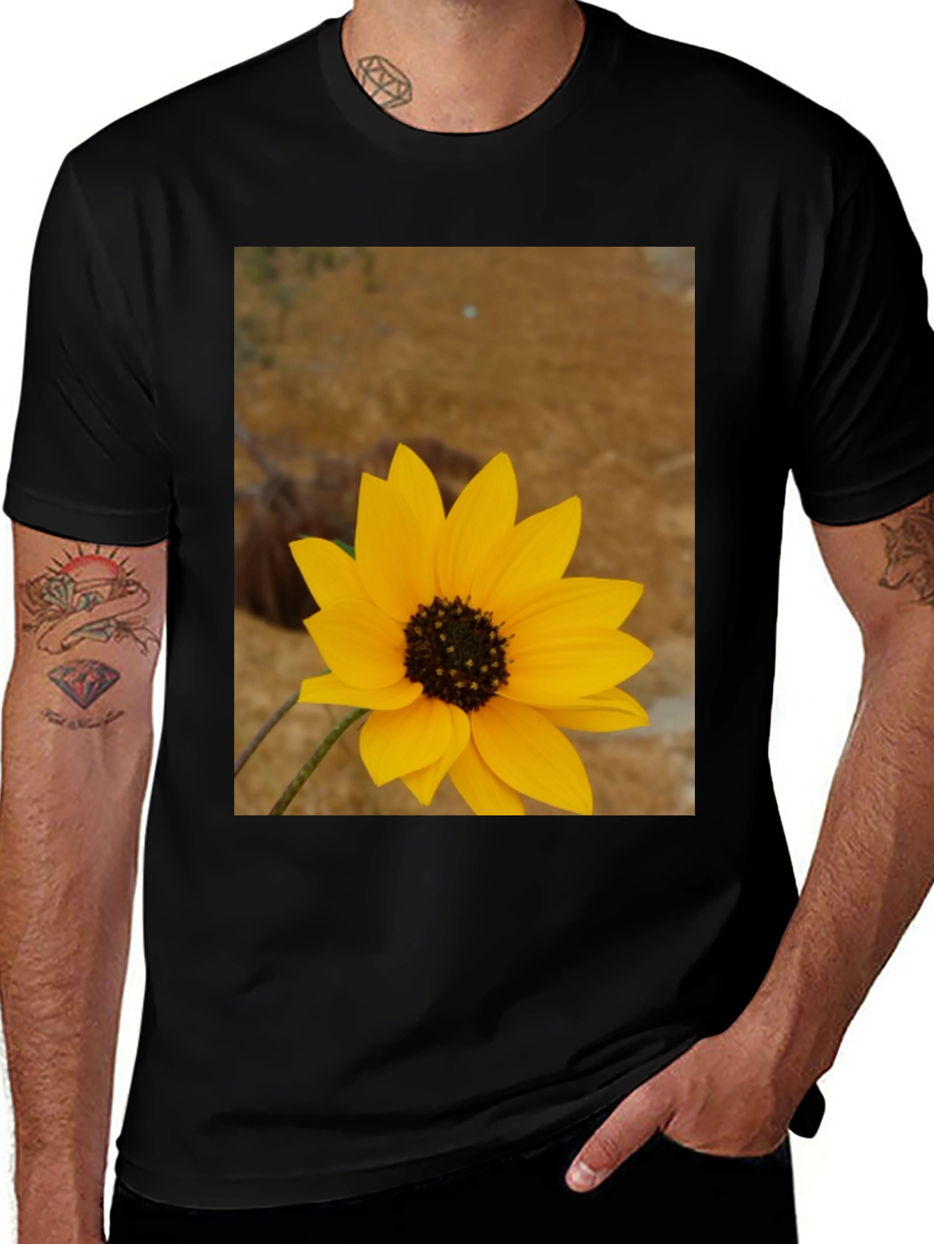 Variant 2 of Sunflower Graphic Print Black T-Shirt