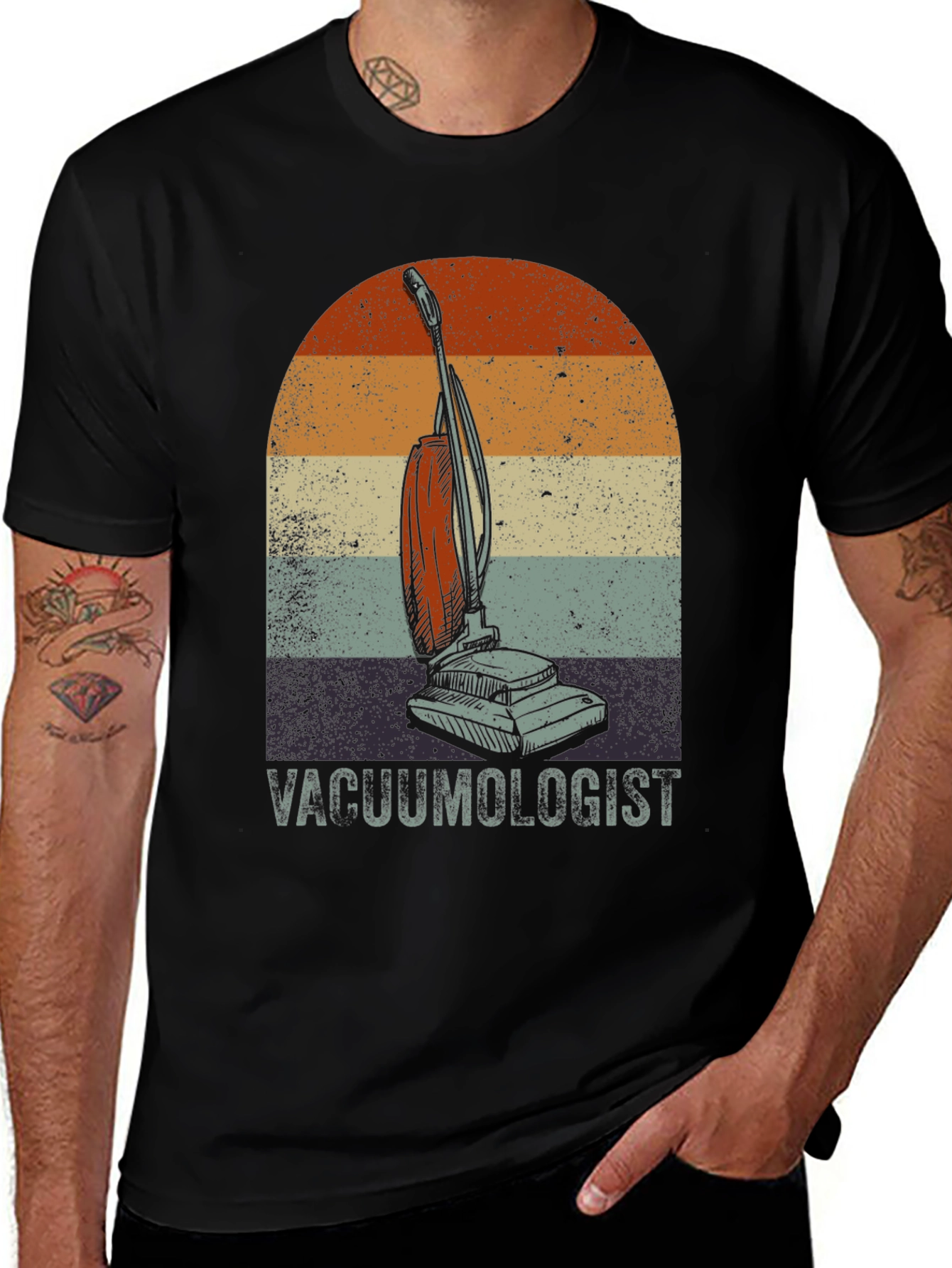 Vacuumologist T-Shirt: Vintage Style Cleaning Pro Tee