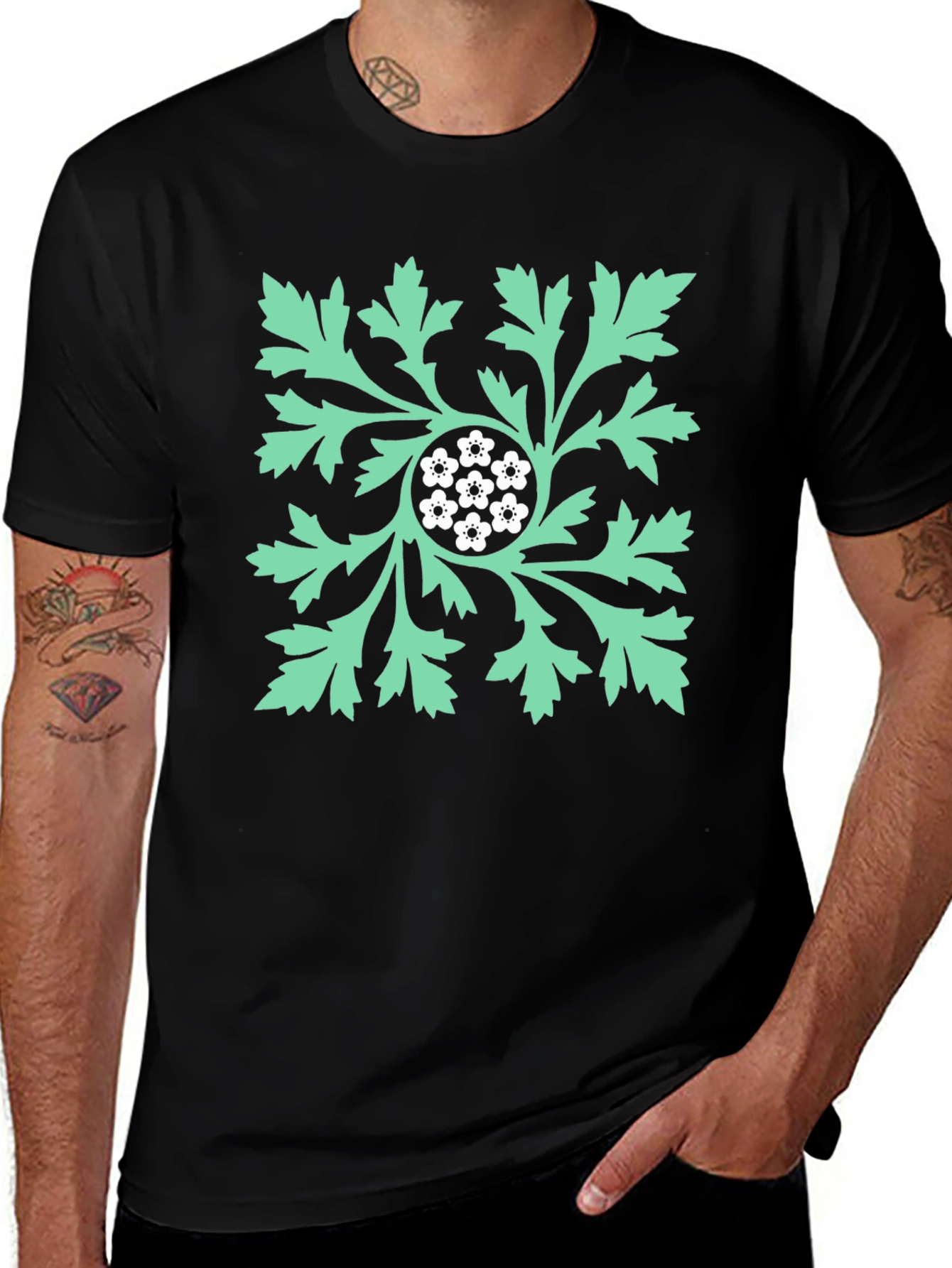 Variant 18 of Floral Leaf Graphic Print Black T-Shirt