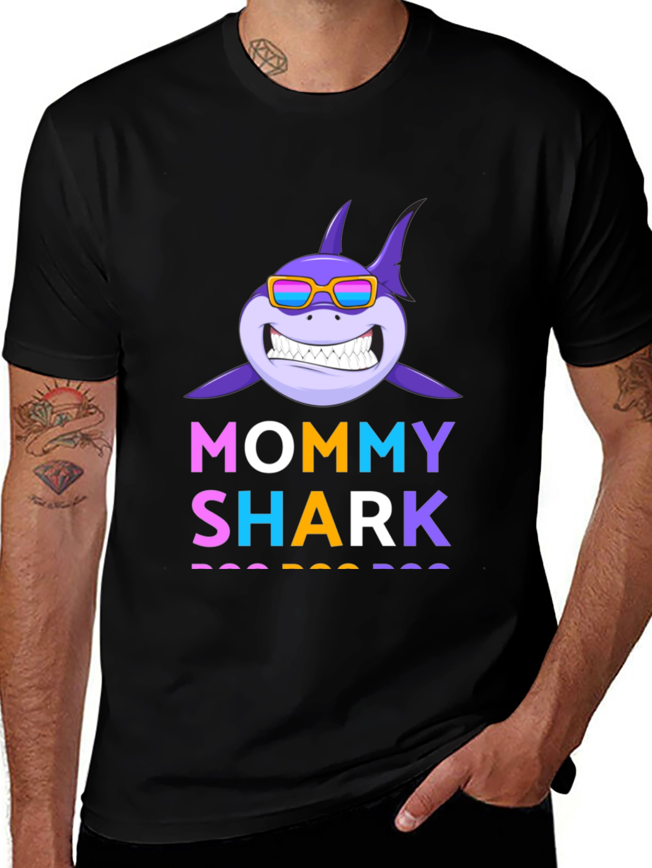Mommy Shark Graphic Tee - Fun Family Apparel