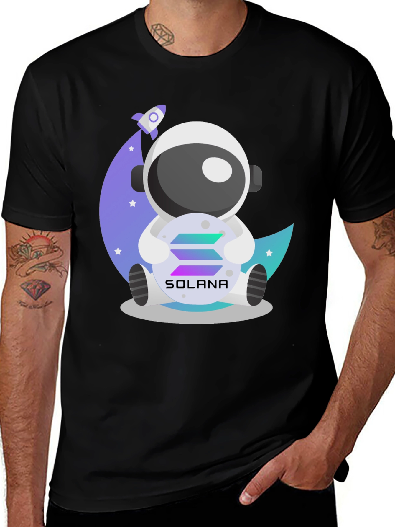 Variant 23 of Solana Astronaut Graphic Tee - Crypto Moonshot