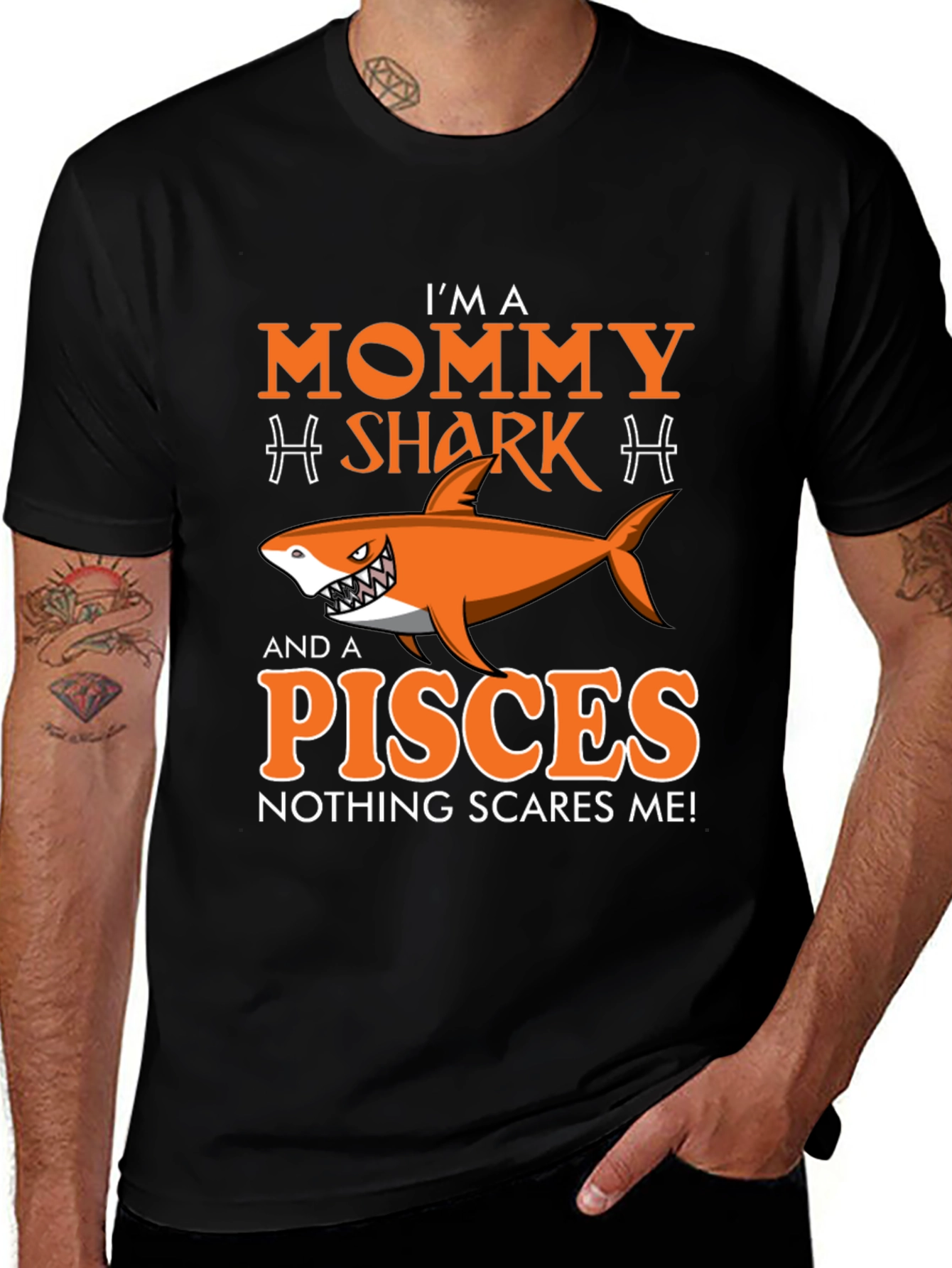Mommy Shark Pisces Graphic T-Shirt - Zodiac Sign Tee
