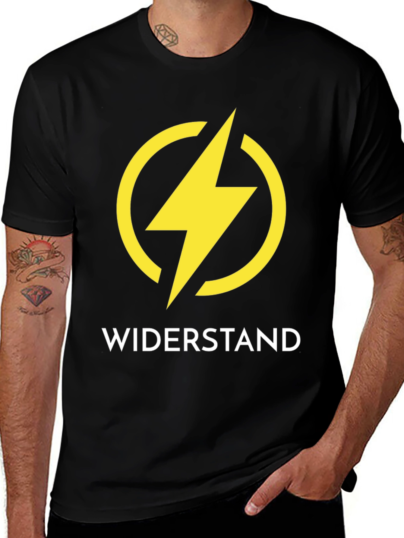 Variant 10 of Widerstand T-Shirt: Lightning Bolt Graphic Tee
