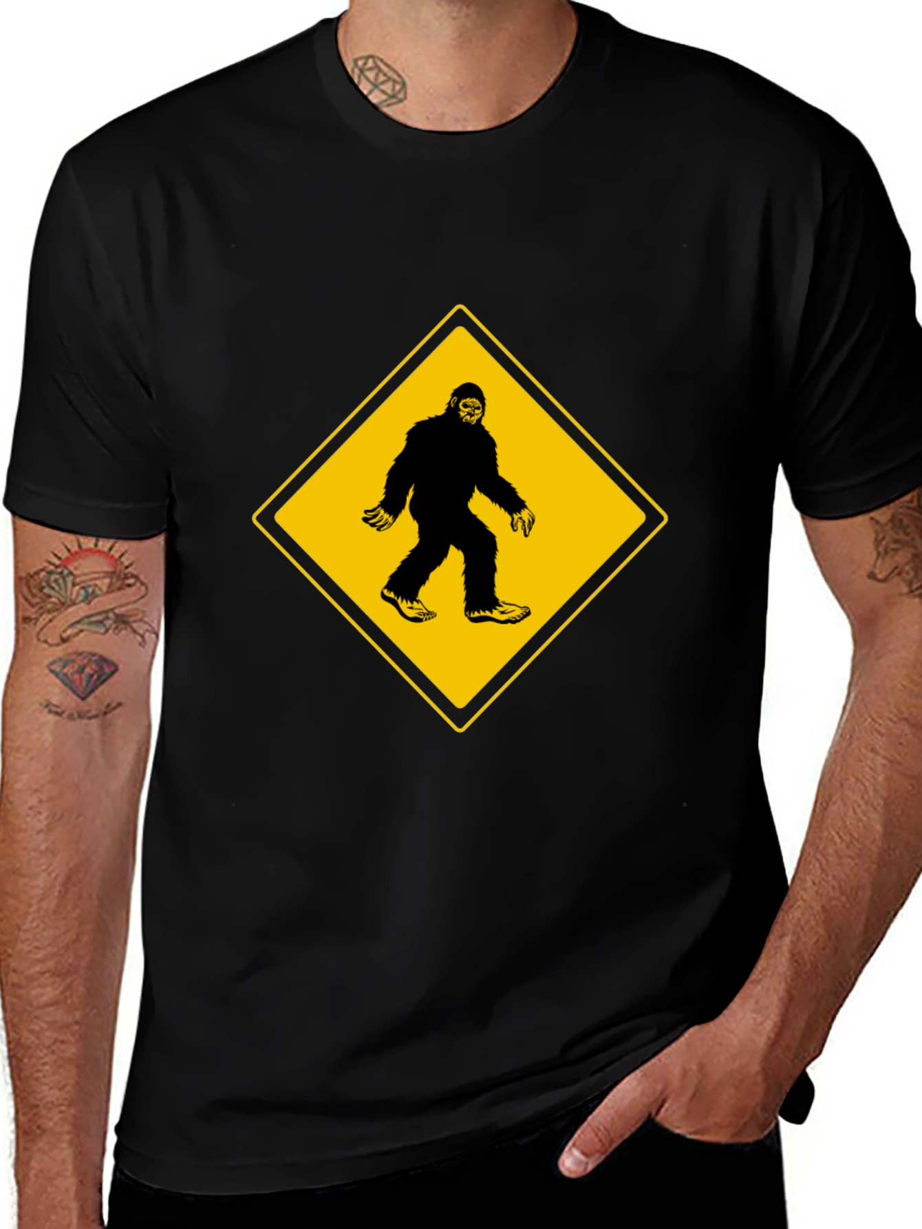 Variant 21 of Bigfoot Crossing Men's Black T-Shirt