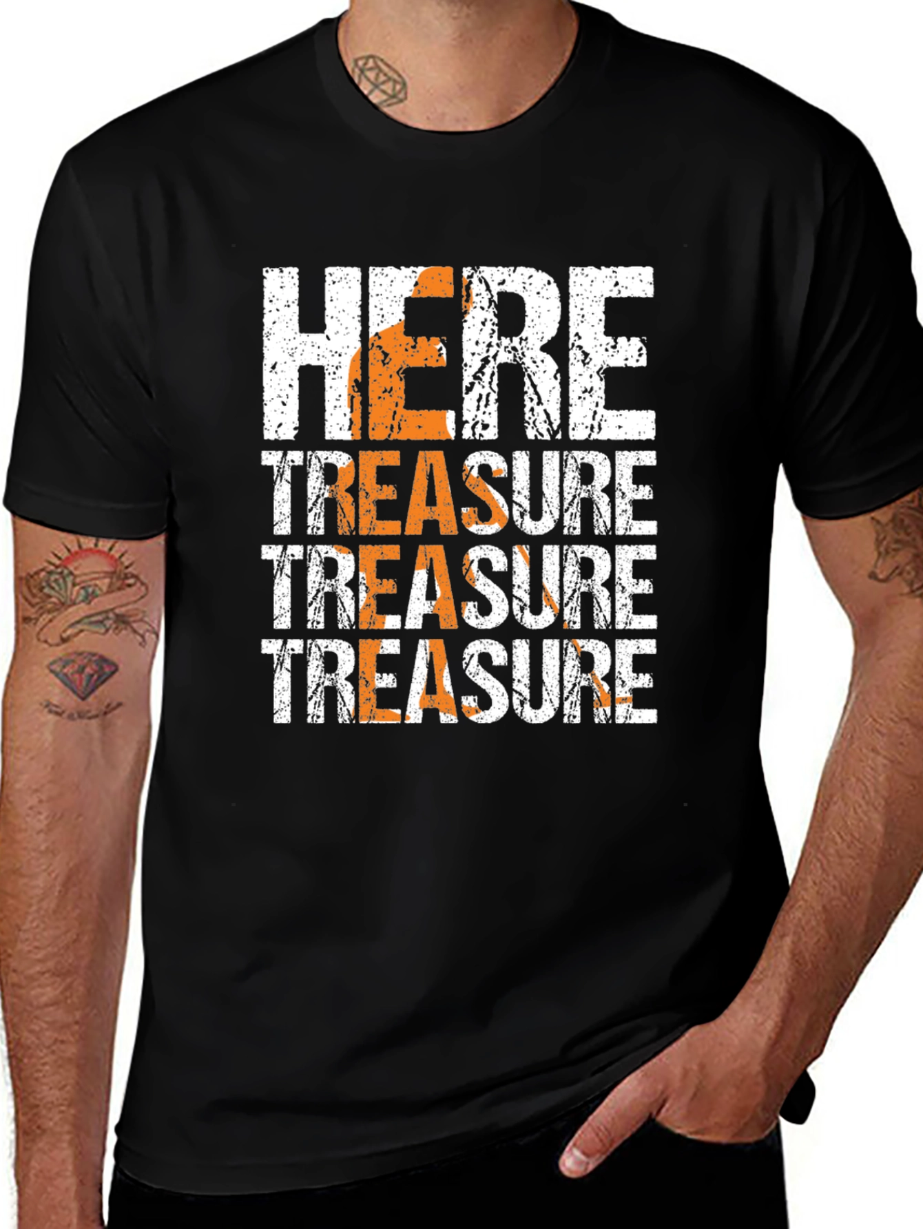 Variant 29 of Here Treasure Graphic Print Black T-Shirt