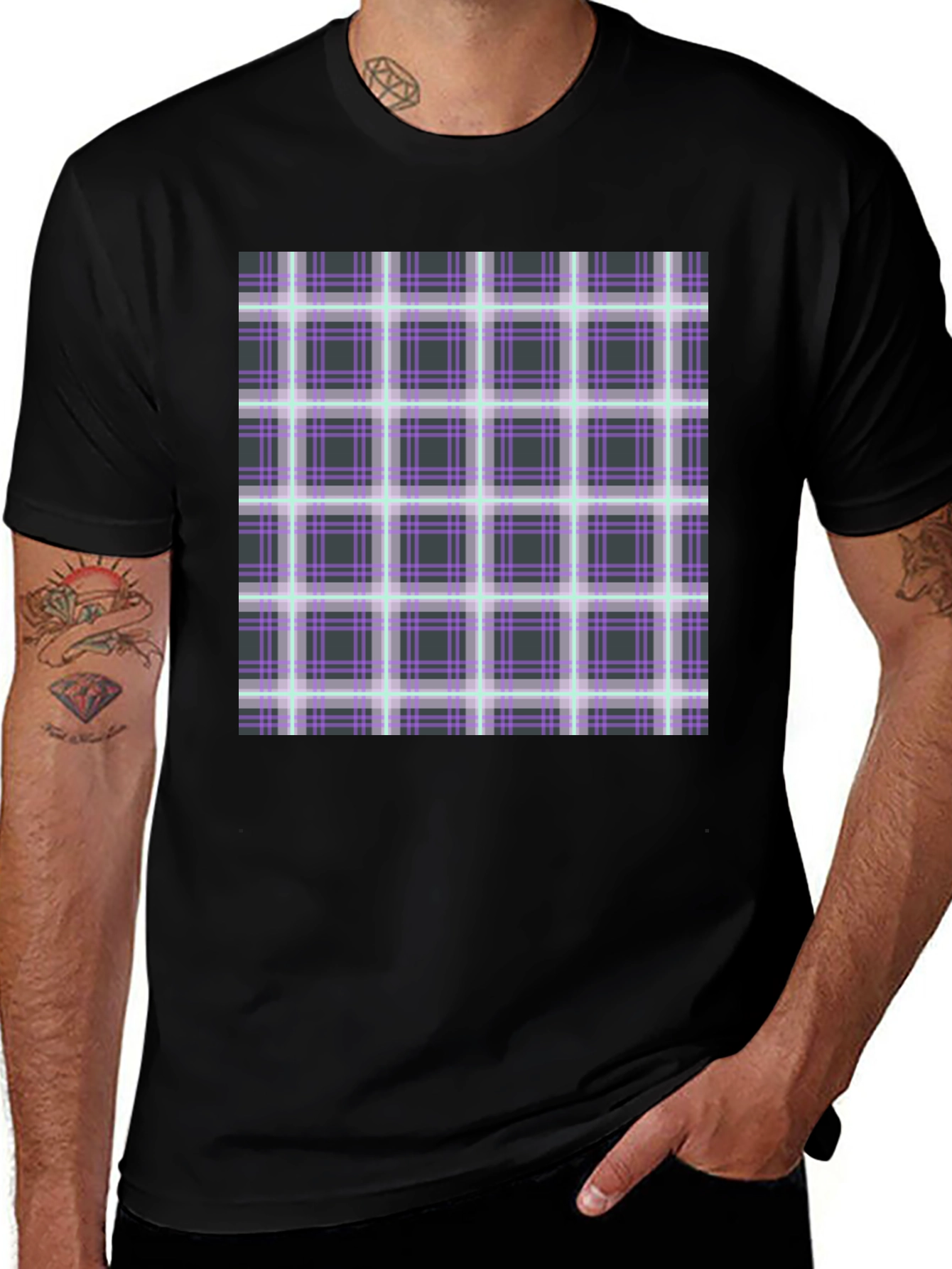 Variant 6 of Plaid Graphic Print Black T-Shirt