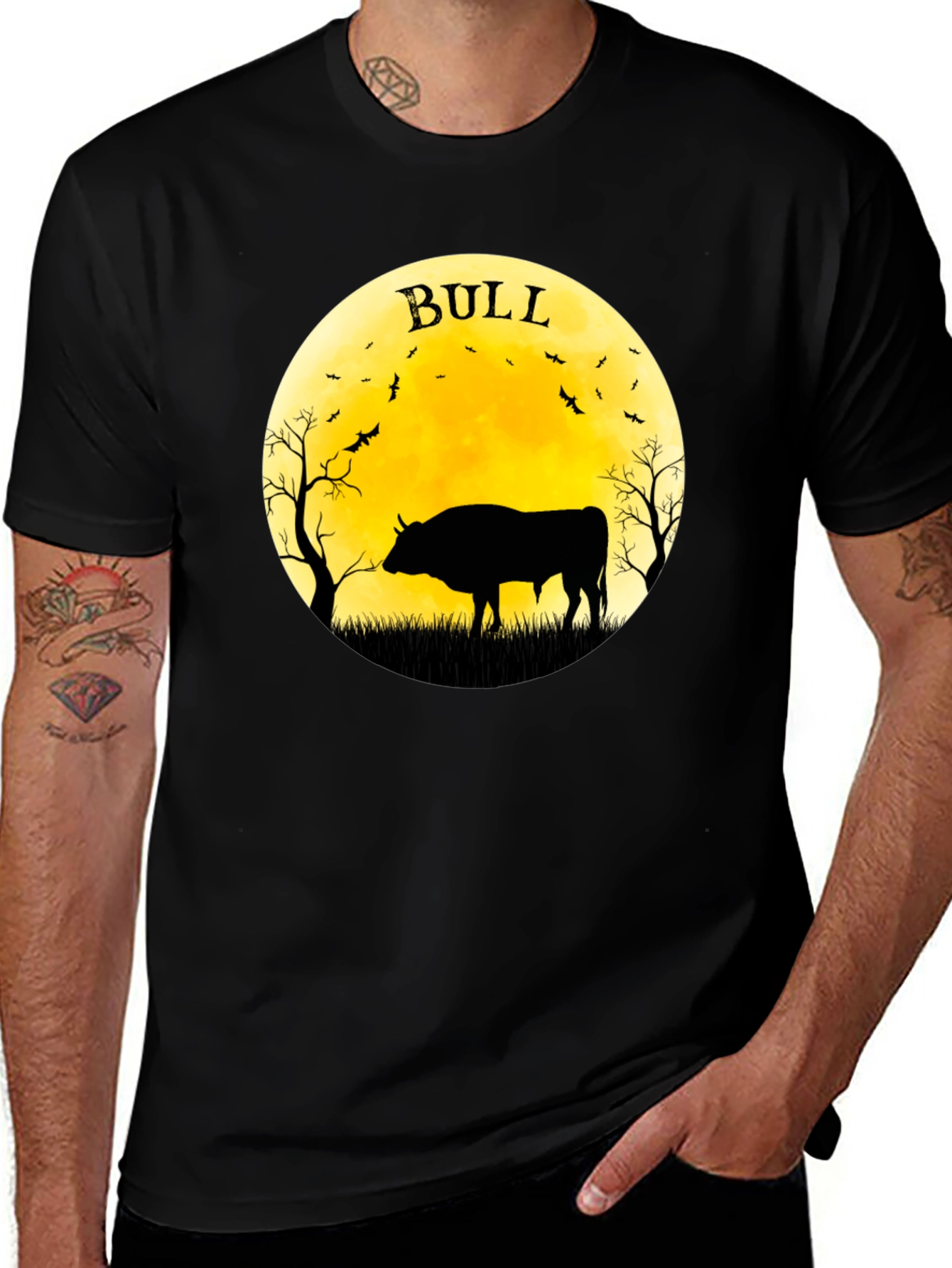 Variant 8 of Bull Moon T-Shirt - Black