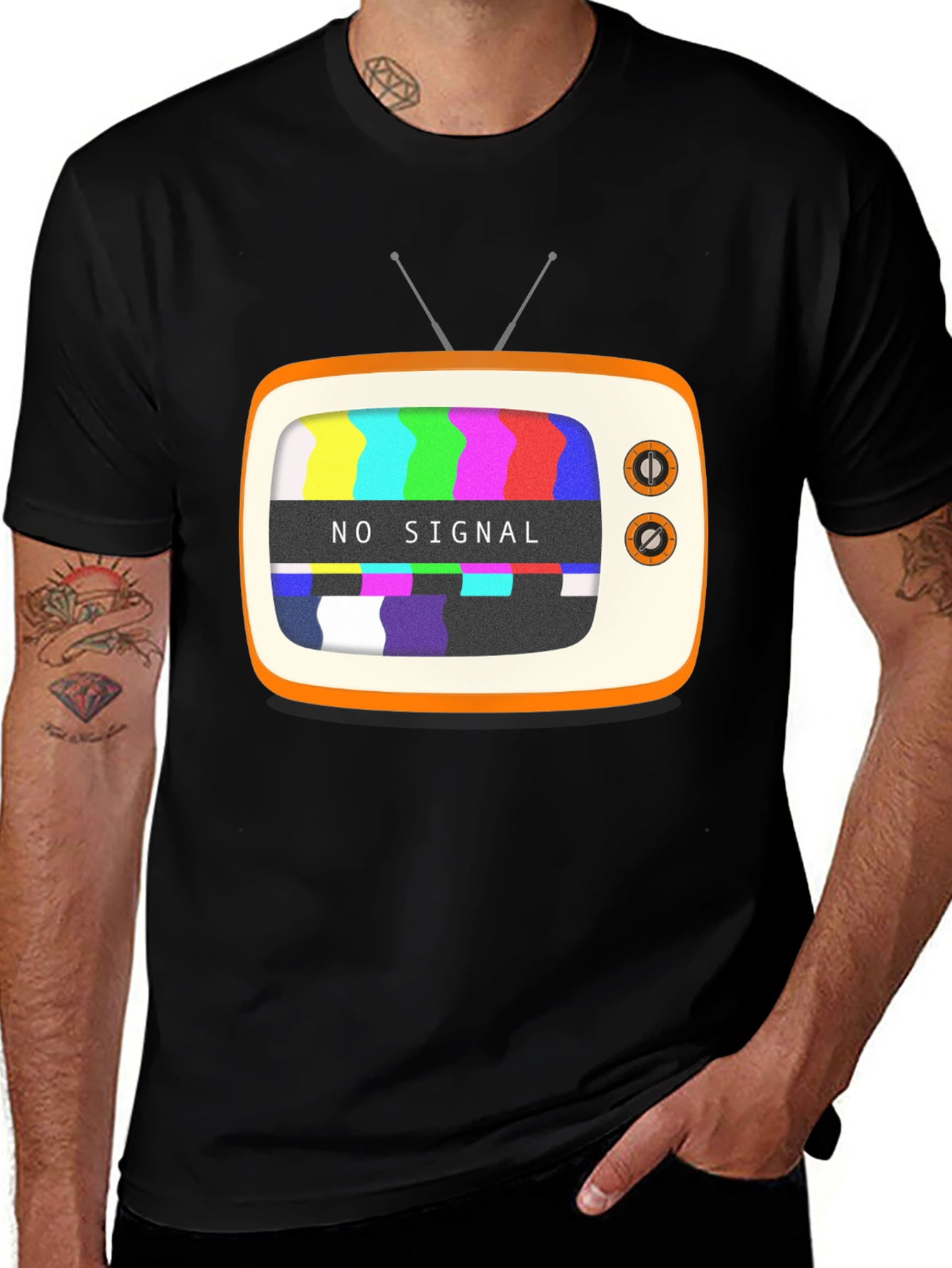 Variant 14 of Retro TV No Signal Graphic T-Shirt