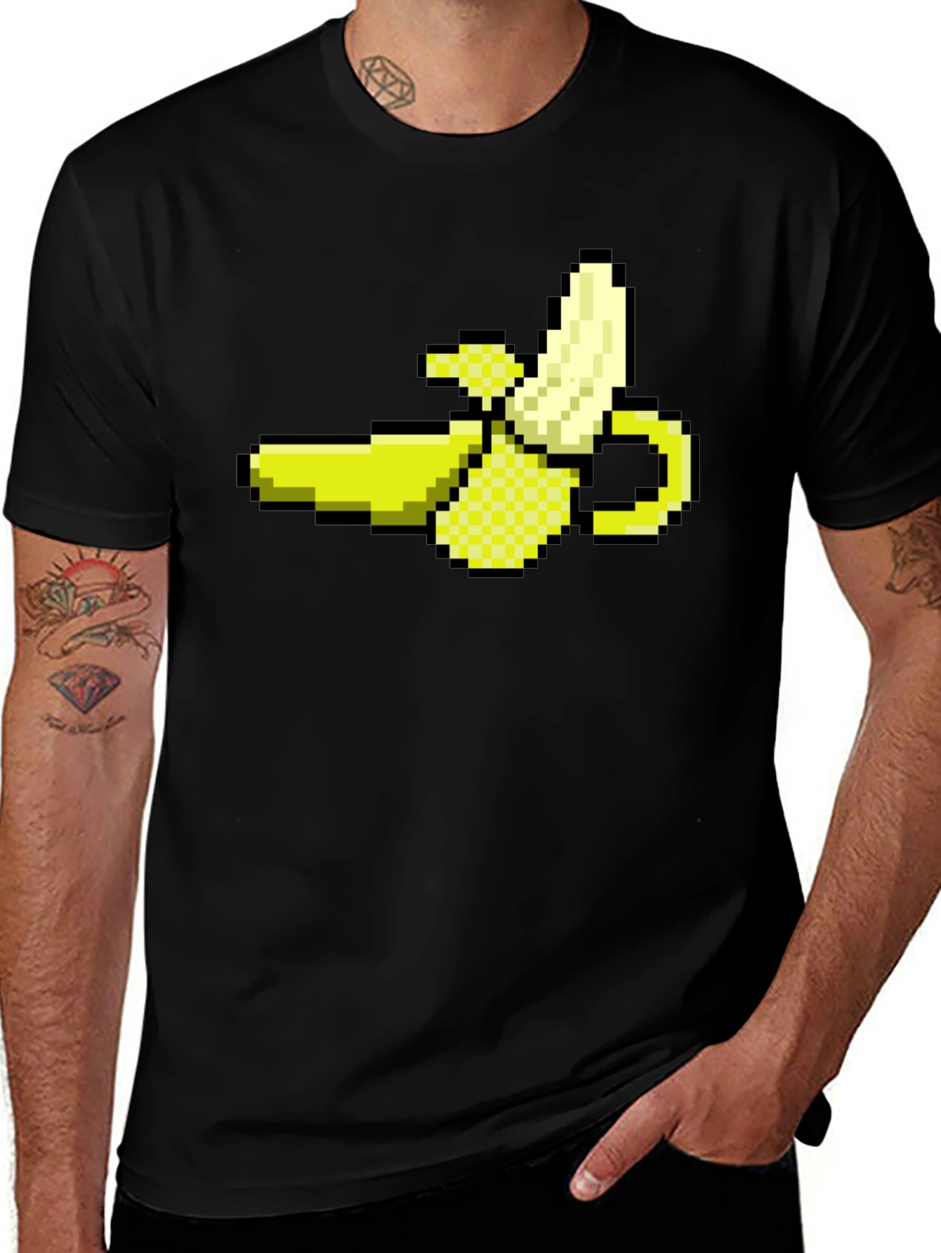 Variant 28 of Pixel Banana Black T-Shirt - Gamer Style!