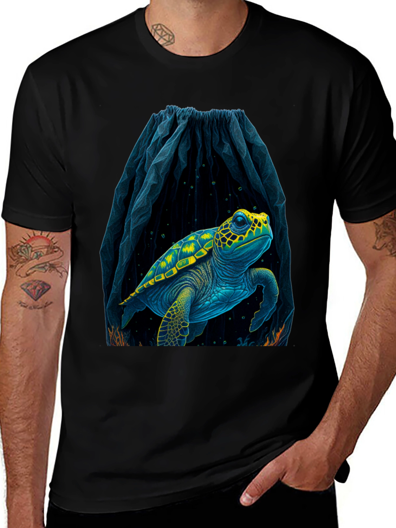 Variant 3 of Sea Turtle Graphic Print Black T-Shirt