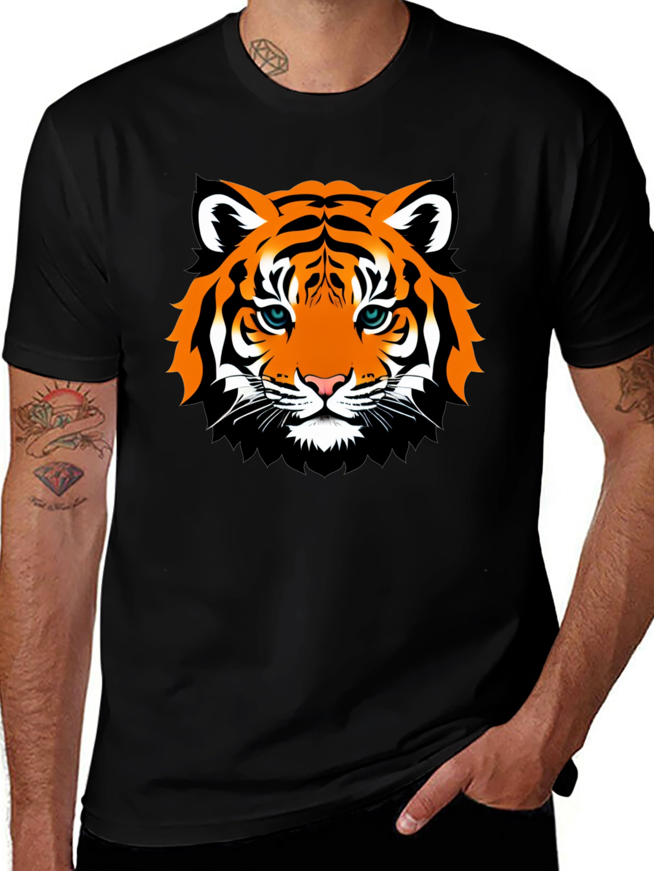 Variant 9 of Tiger Graphic Black T-Shirt