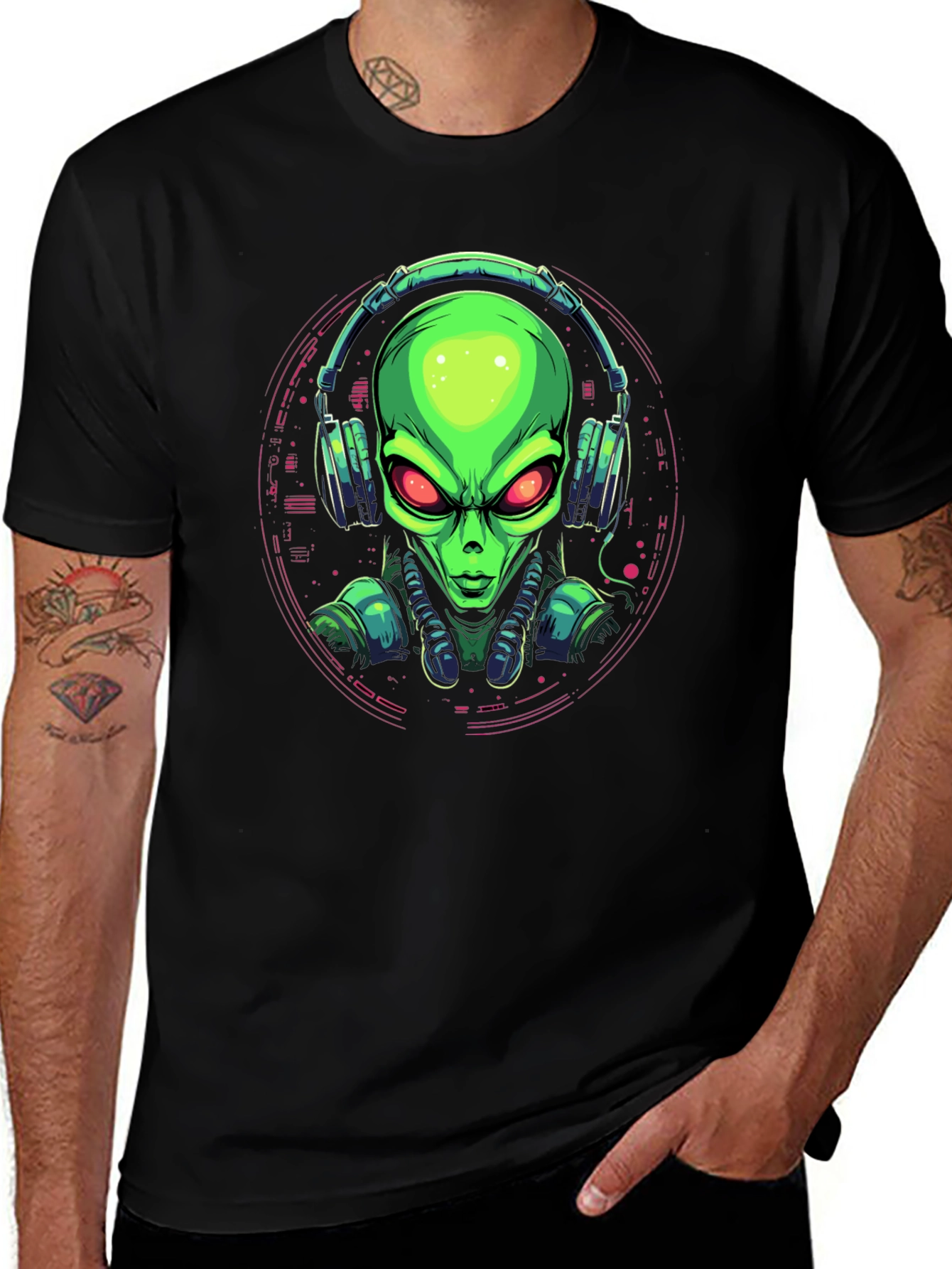 Variant 10 of Alien DJ Graphic Tee - Black Crew Neck T-Shirt