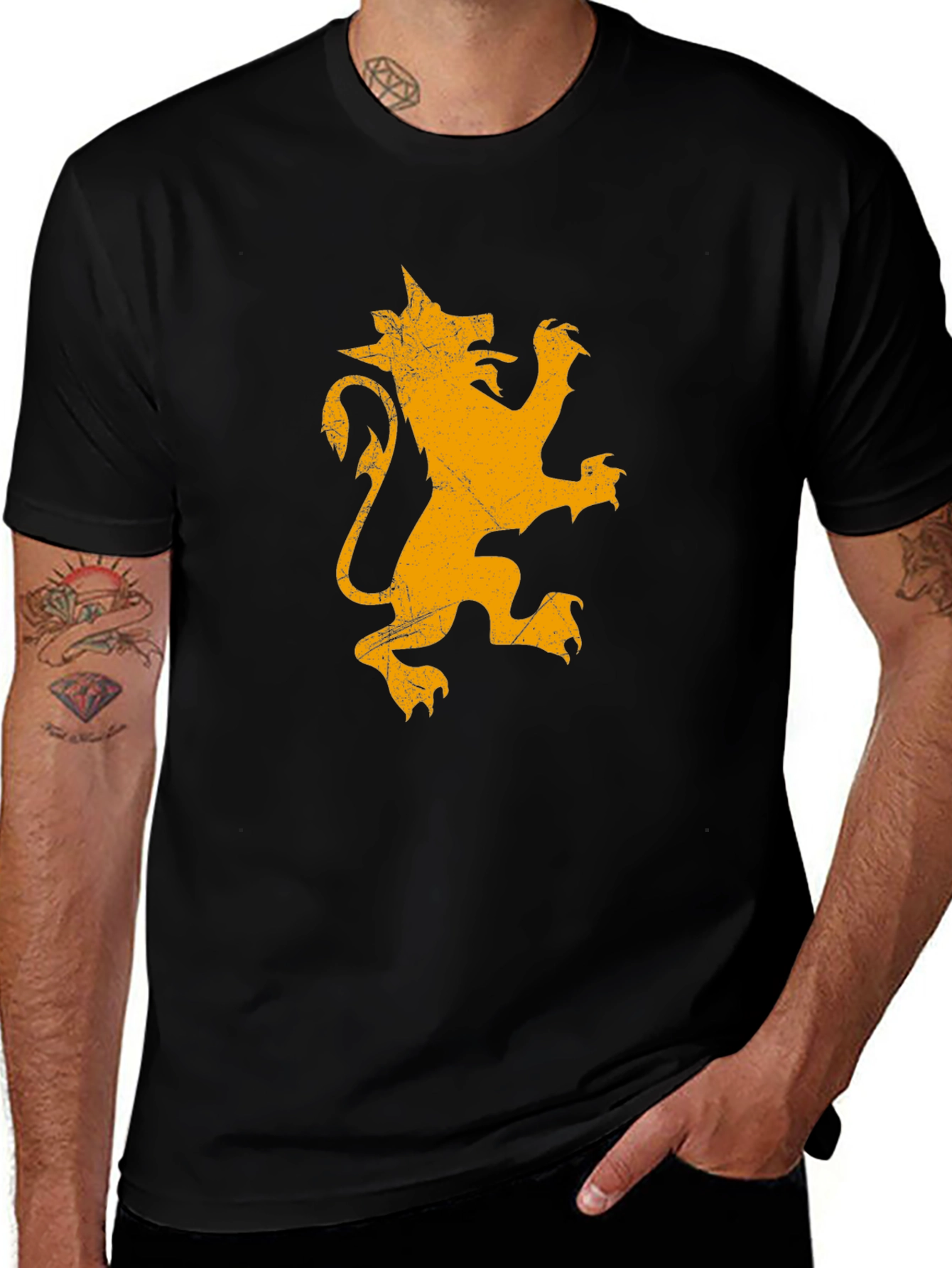 Variant 16 of Lion Emblem Graphic T-Shirt - Black