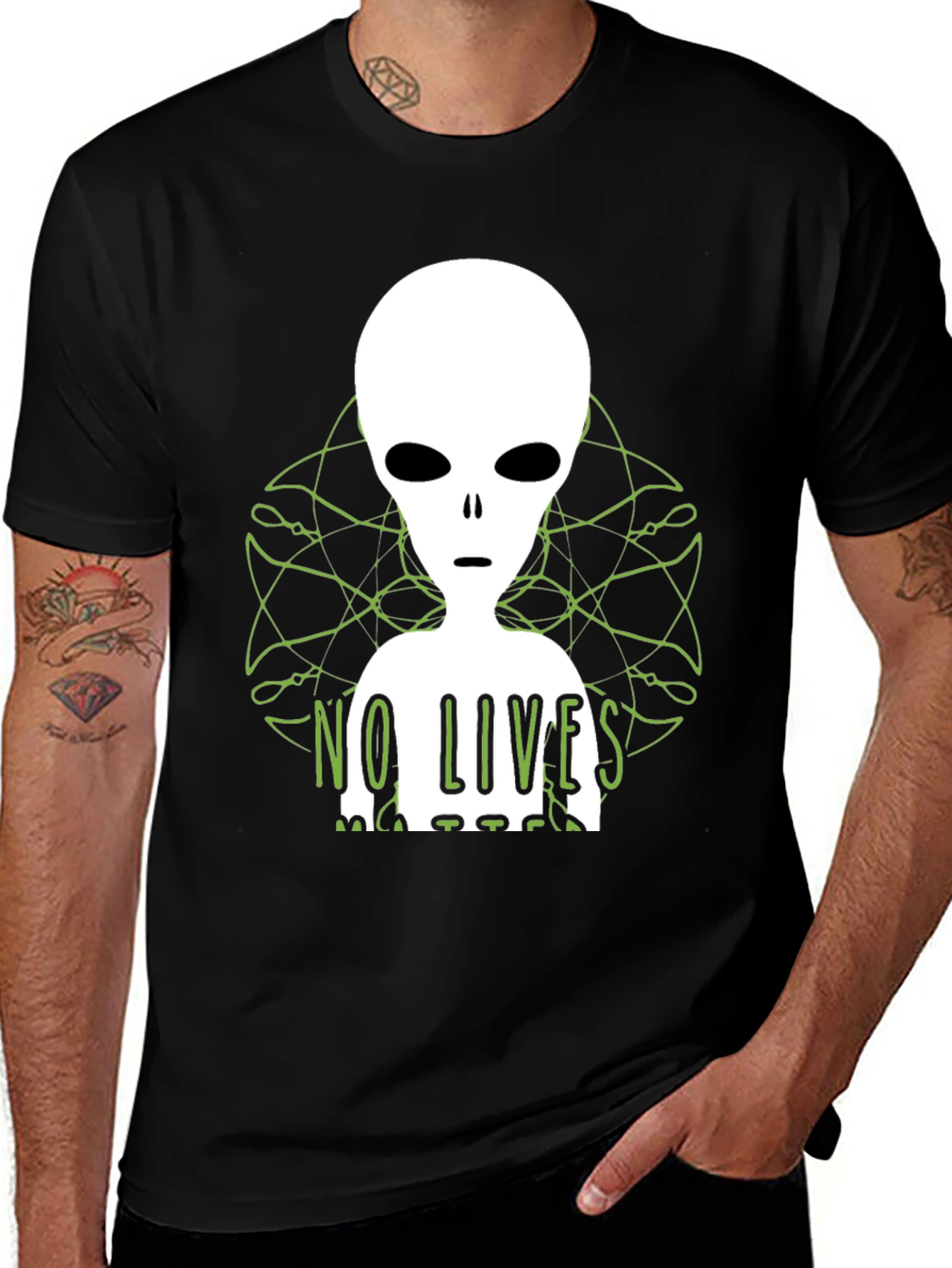 Alien No Lives Matter Graphic Tee