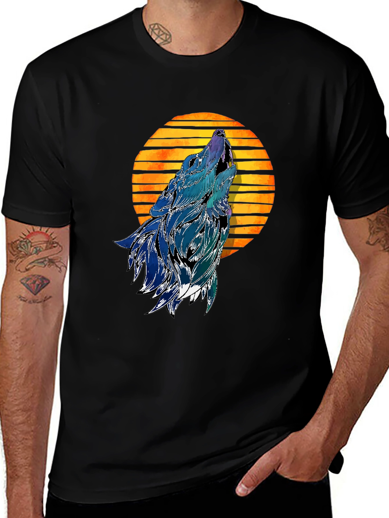 Variant 5 of Wolf Howling at Sunset Graphic T-Shirt