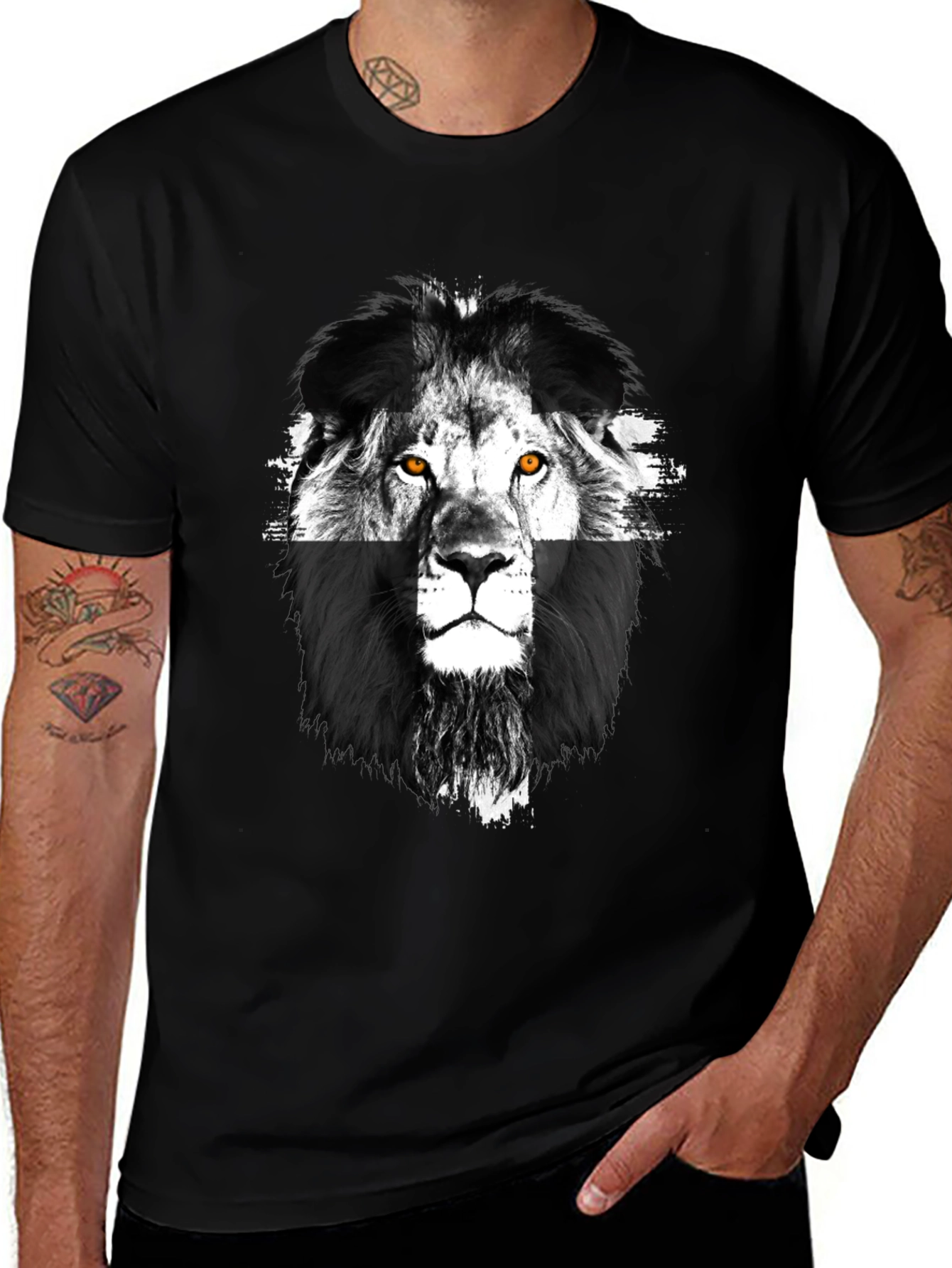 Variant 26 of Lion Graphic Print T-Shirt - Stylish Black Tee