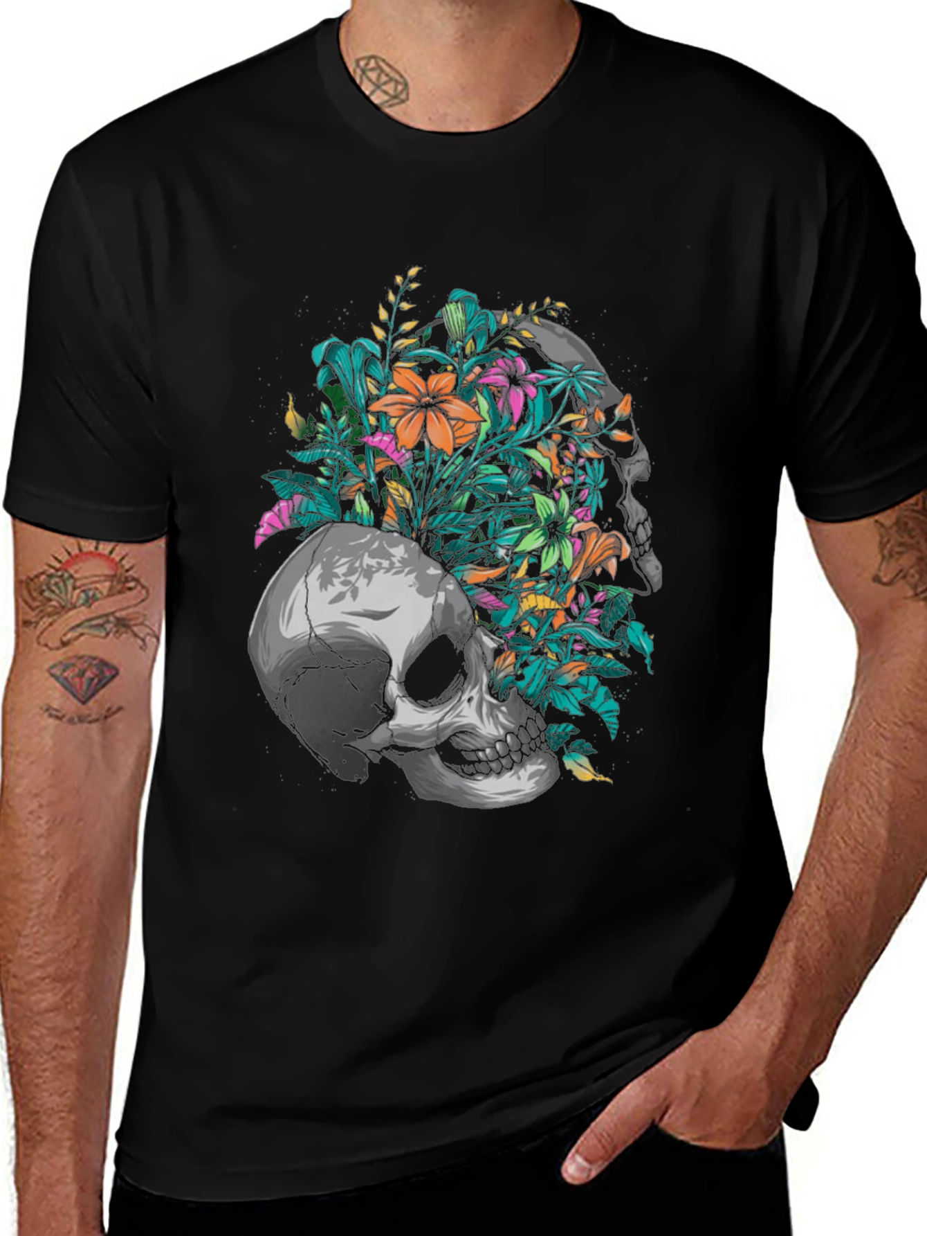 Variant 30 of Floral Skull Graphic Black T-Shirt