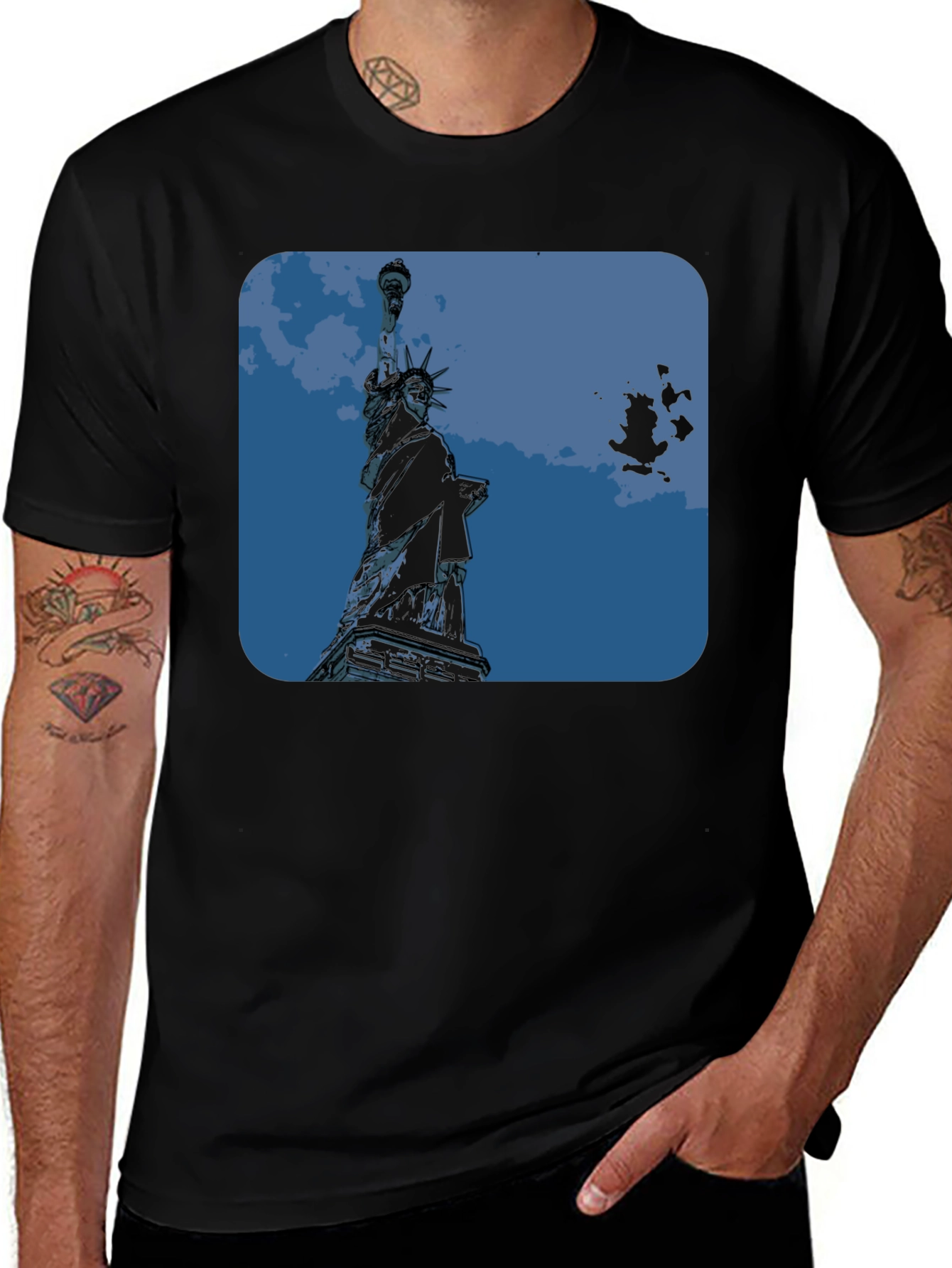 Variant 19 of Statue of Liberty Graphic Tee - Black Cotton T-Shirt
