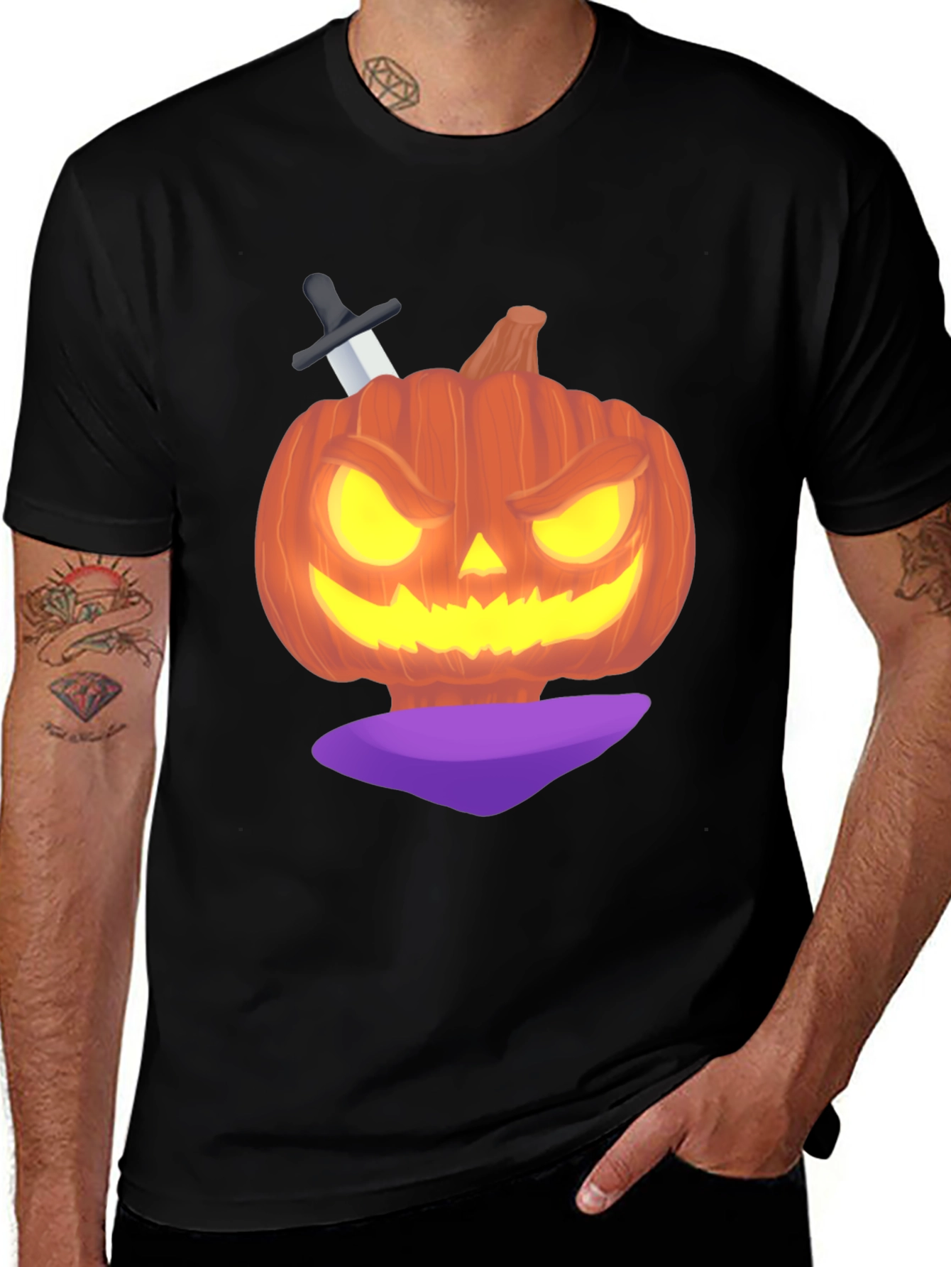 Variant 2 of Halloween Pumpkin with Knife Black T-Shirt