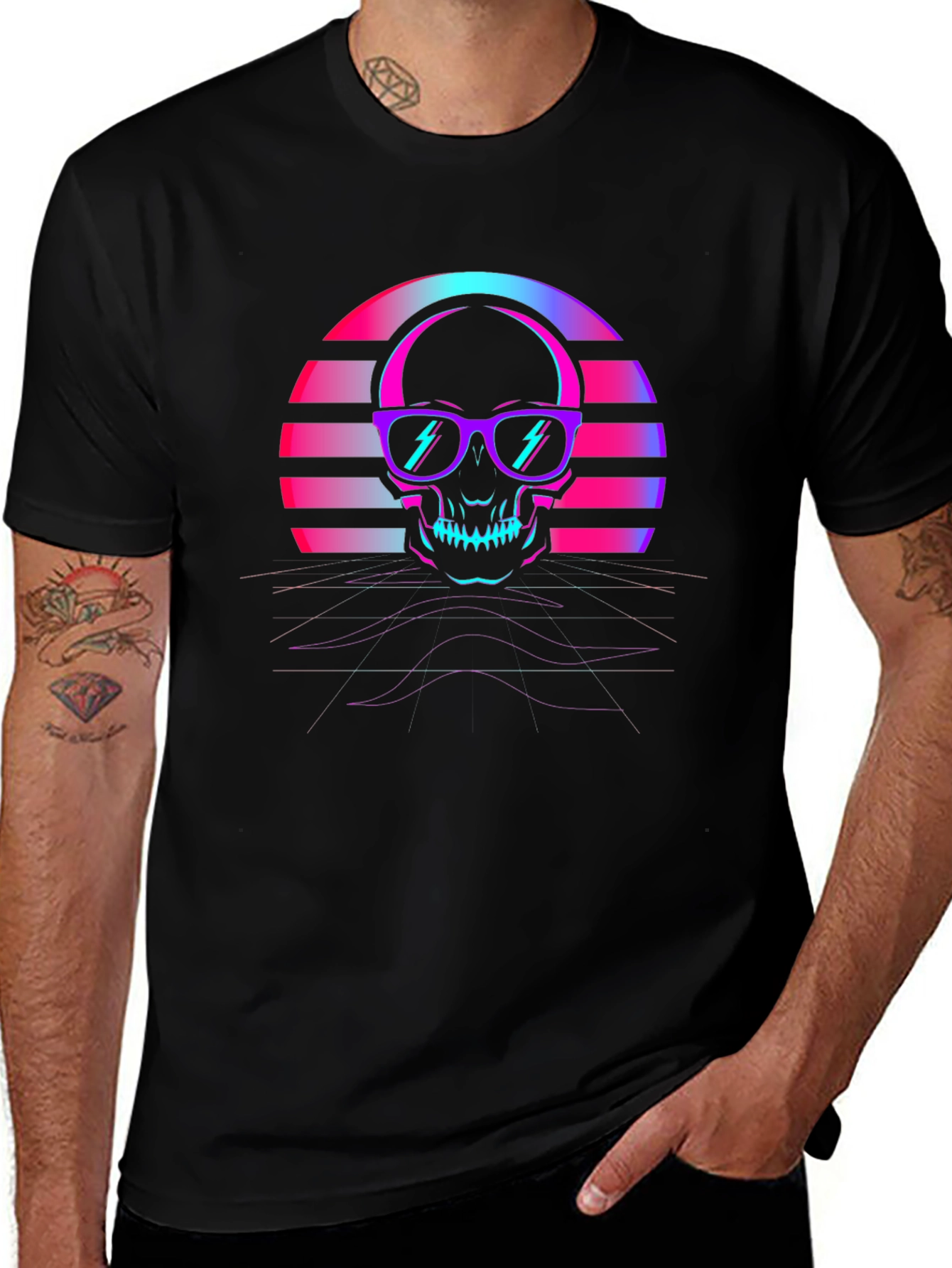 Variant 18 of Retro Skull T-Shirt - 80s Style Graphic Tee