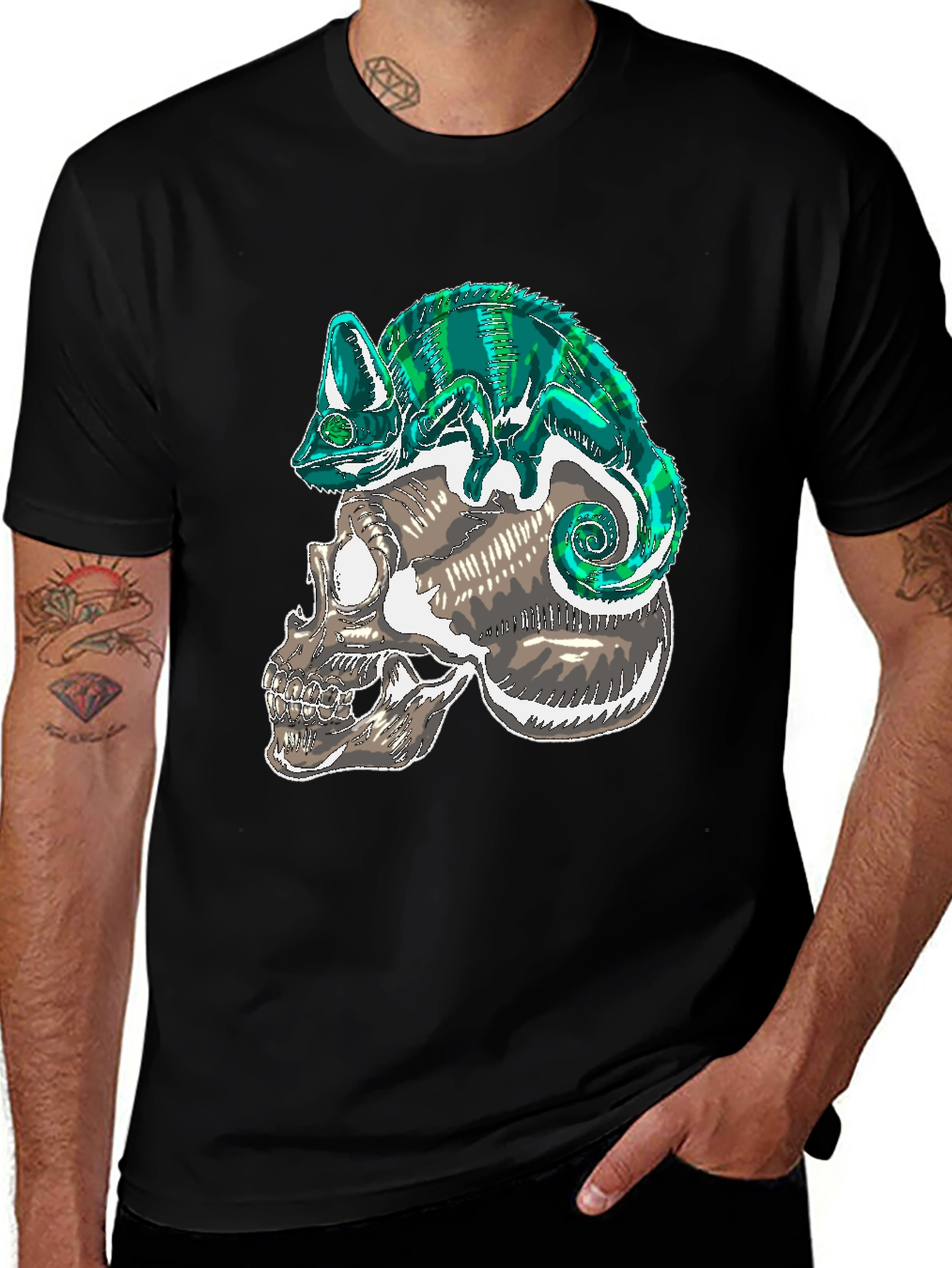 Variant 4 of Skull & Chameleon Graphic Print Tee