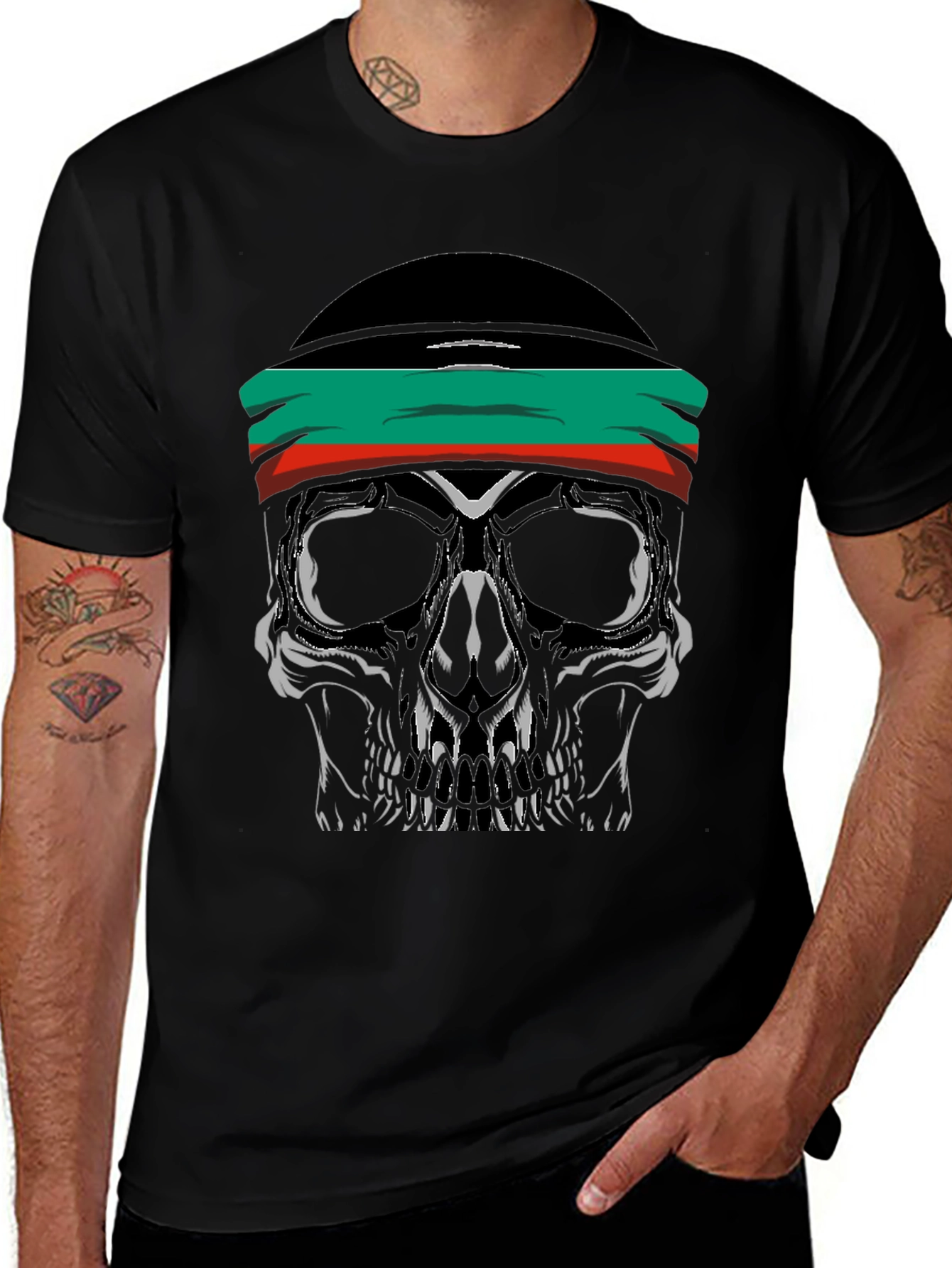 Variant 27 of Skull Graphic Black T-Shirt
